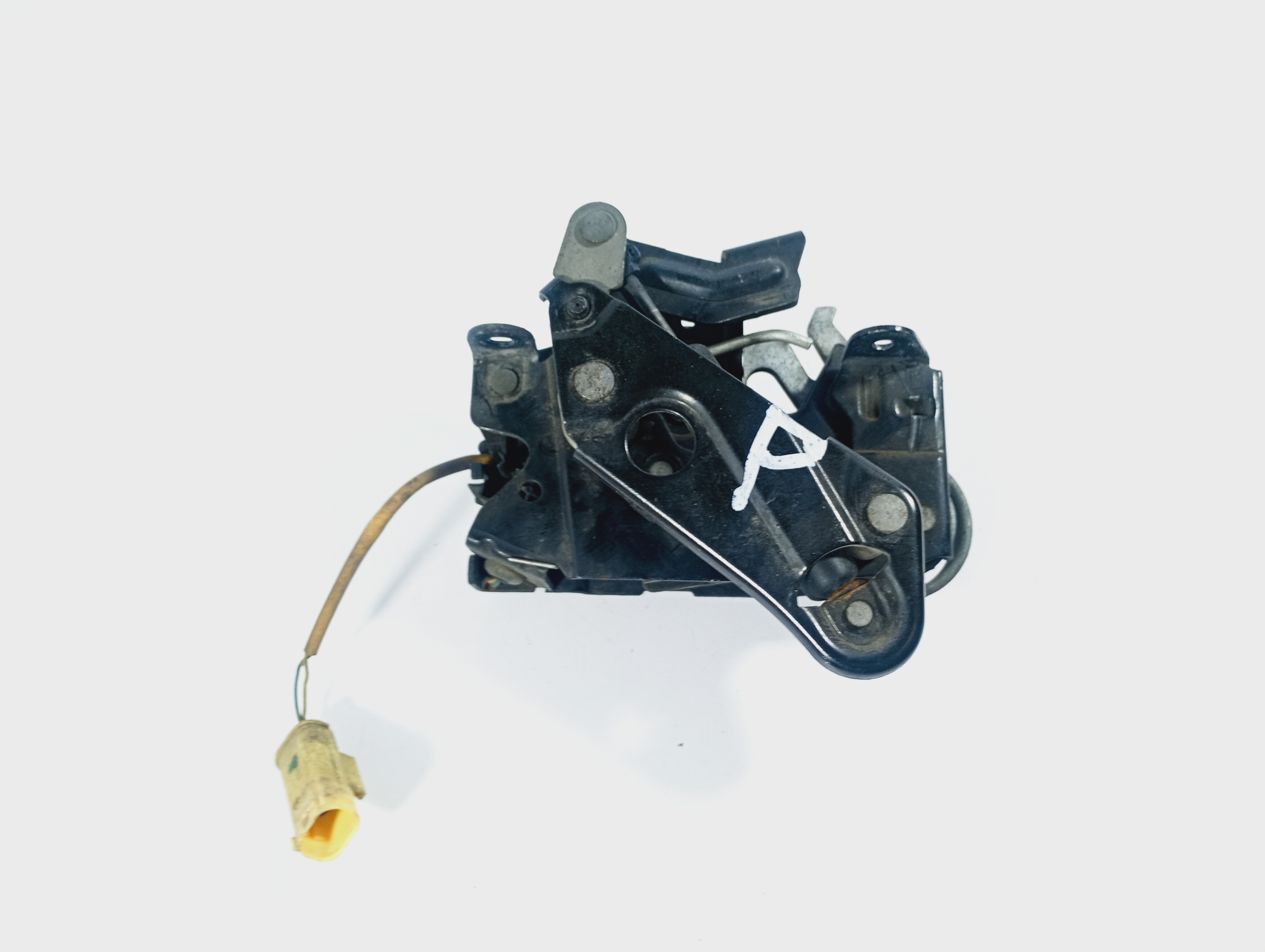 bonnet latch lock right active OE 7184442 BMW F11 10-17
