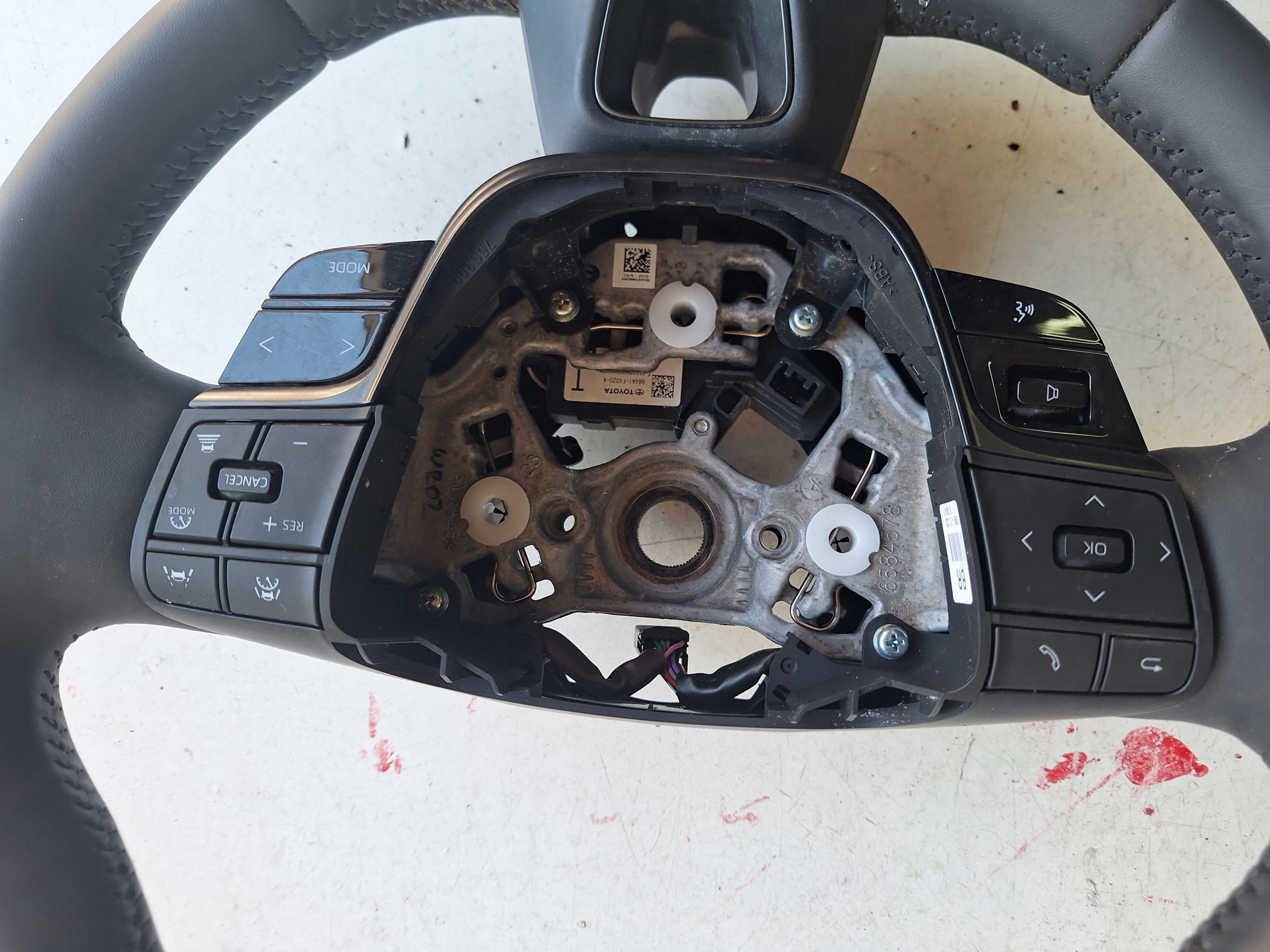 TOYOTA CH-R II 23-> lenkrad Leder MULTIFUNKCJA