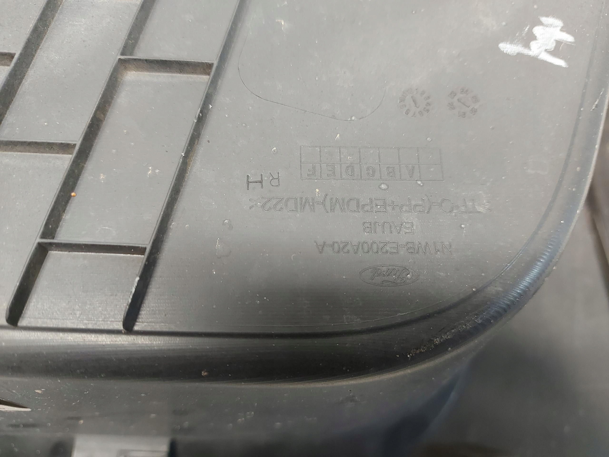 Ford Ranger VI 6 2024r Ecke der Stoßstange rechts heck
