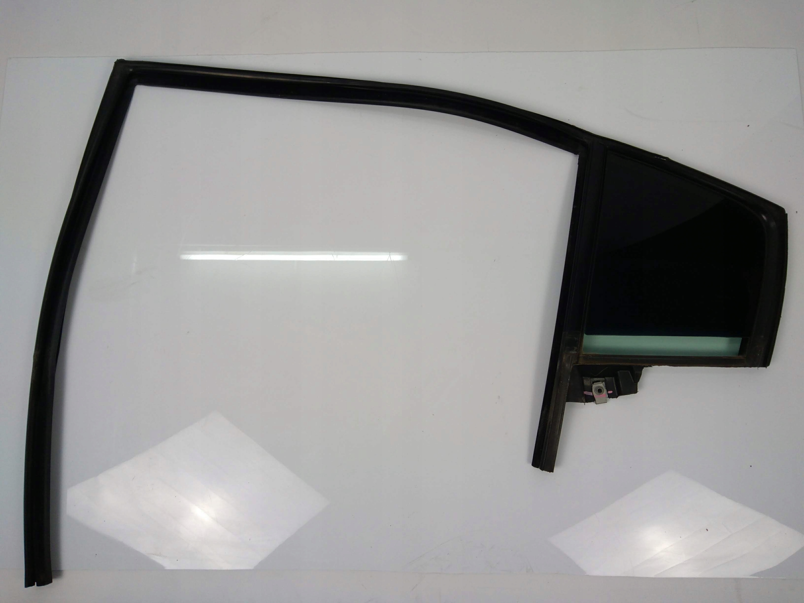 Dodge Charger 15+ mala window z gasket left rear part