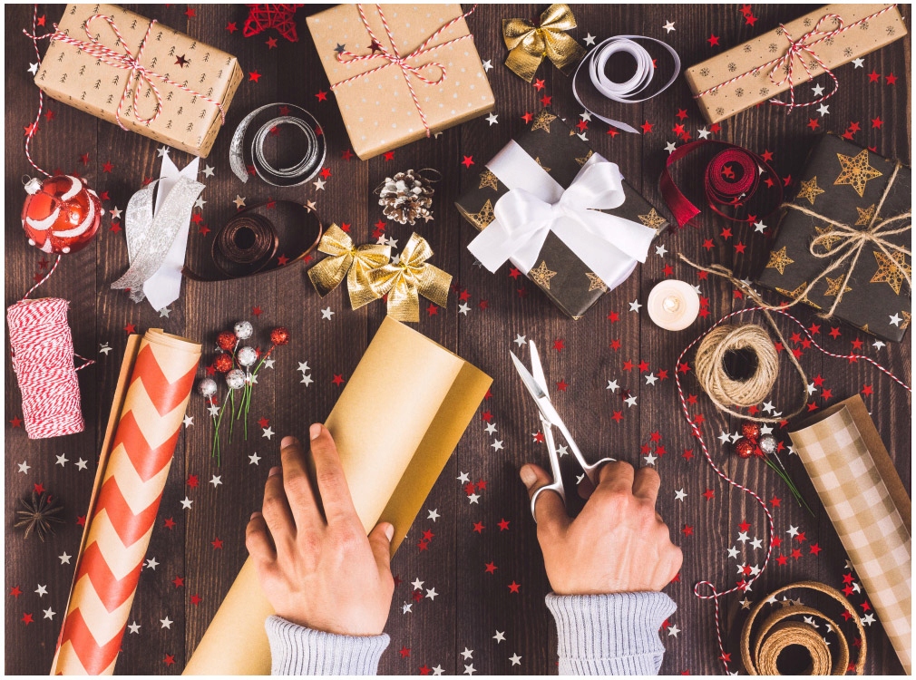 PUDEŁKO PREZENTOWE Z OKIENKIEM NATURALNE Kartonowe 200X200X100 20x20x10cm Gramatura 390 g/m²