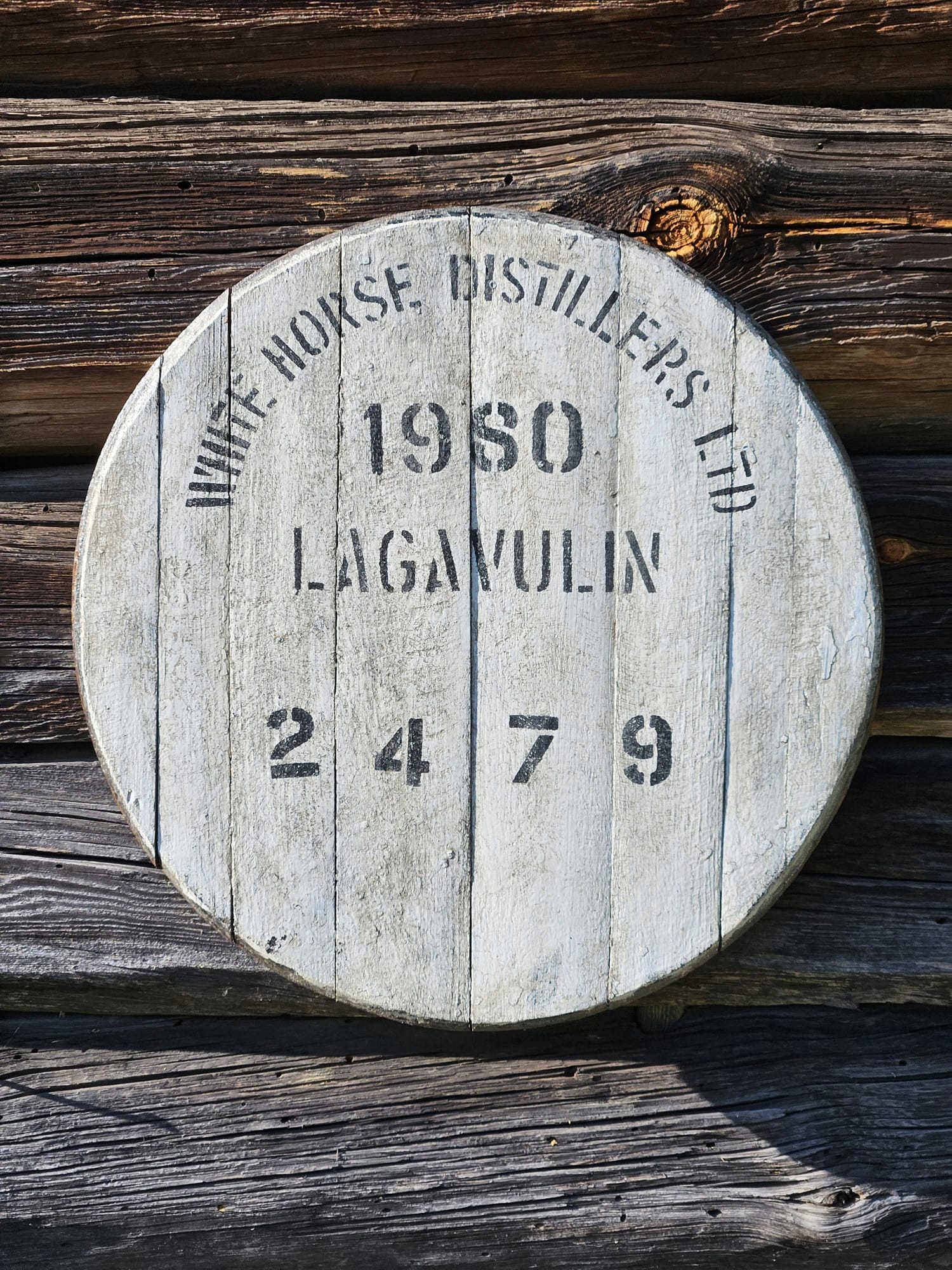 Kyblík ze sudu po skotské whisky Lagavulin 1980 Bílý