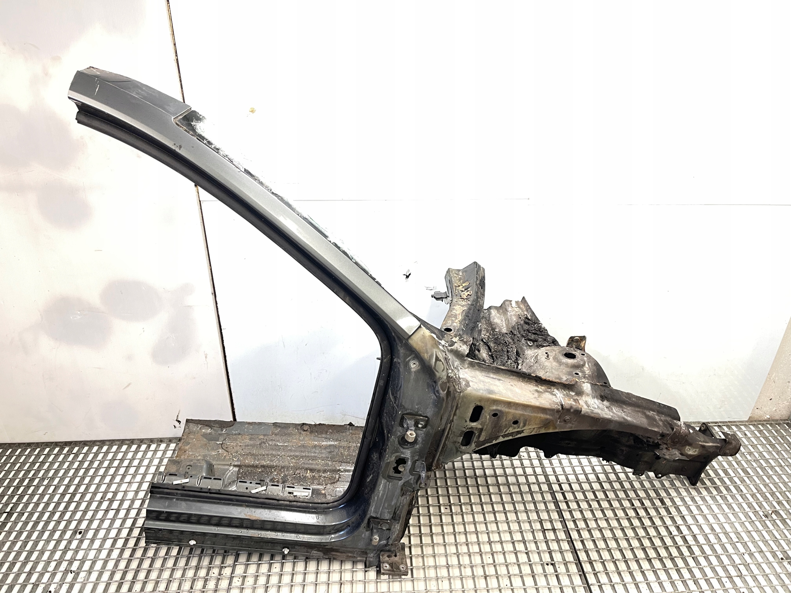 VW PASSAT B8 quarter FARTUCH quarter front right LR7H