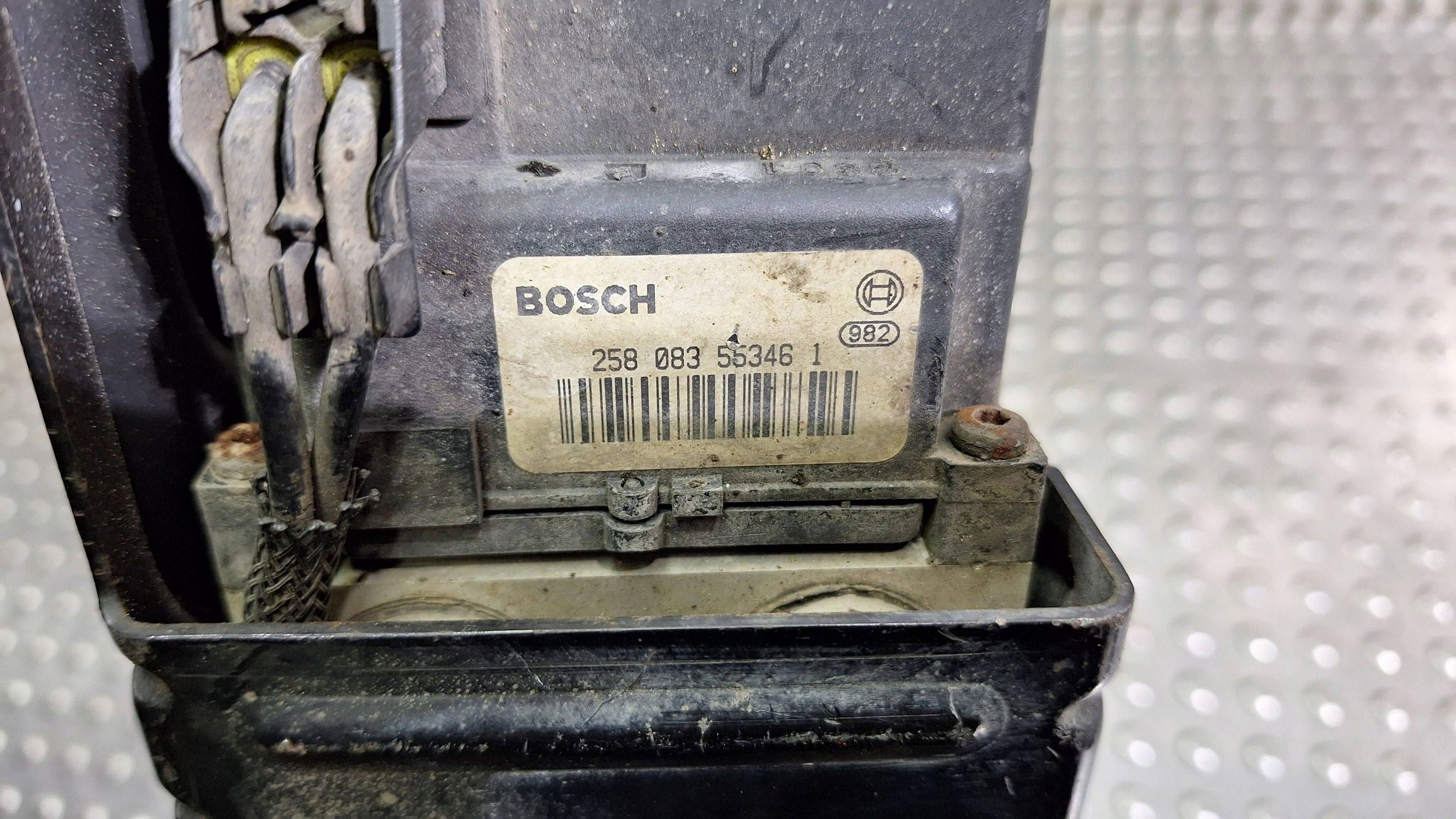 pump control unit ABS YS71-2C285-AA 0265220620 FORD MONDEO MK2 COUGAR