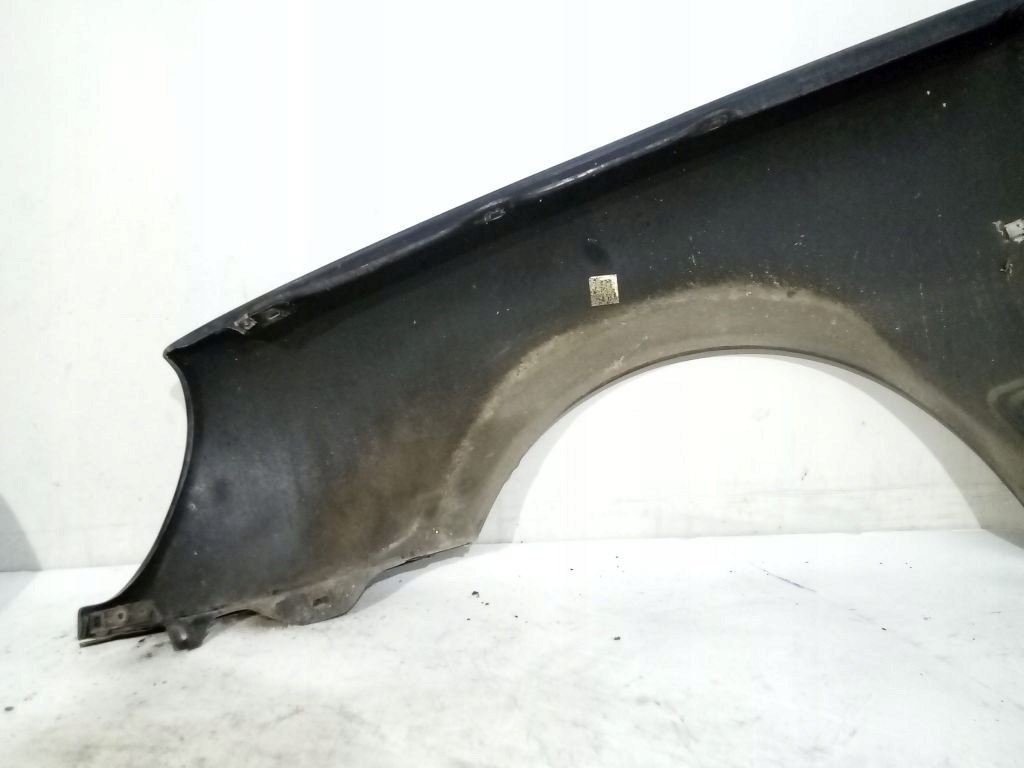 Mercedes W210 fender right