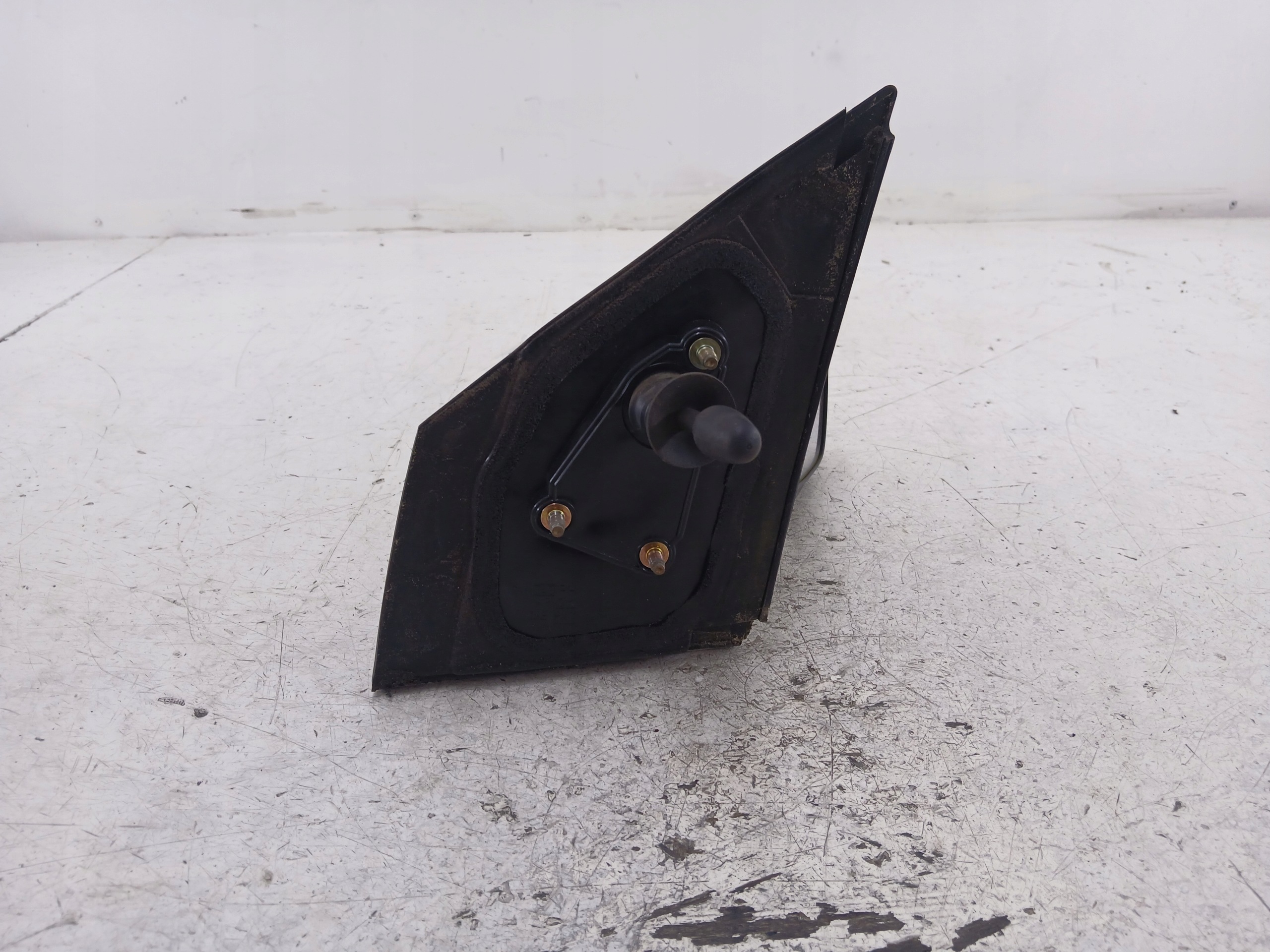 TOYOTA YARIS and mirror right manually black,