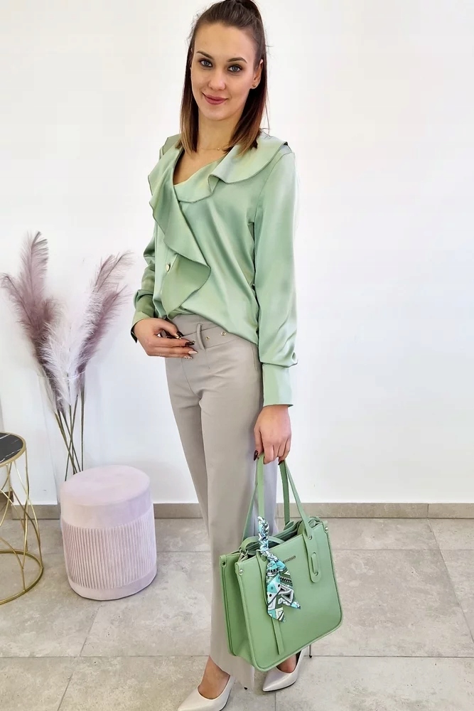 Zelená saténová dámská košile s žabotem, velikost S