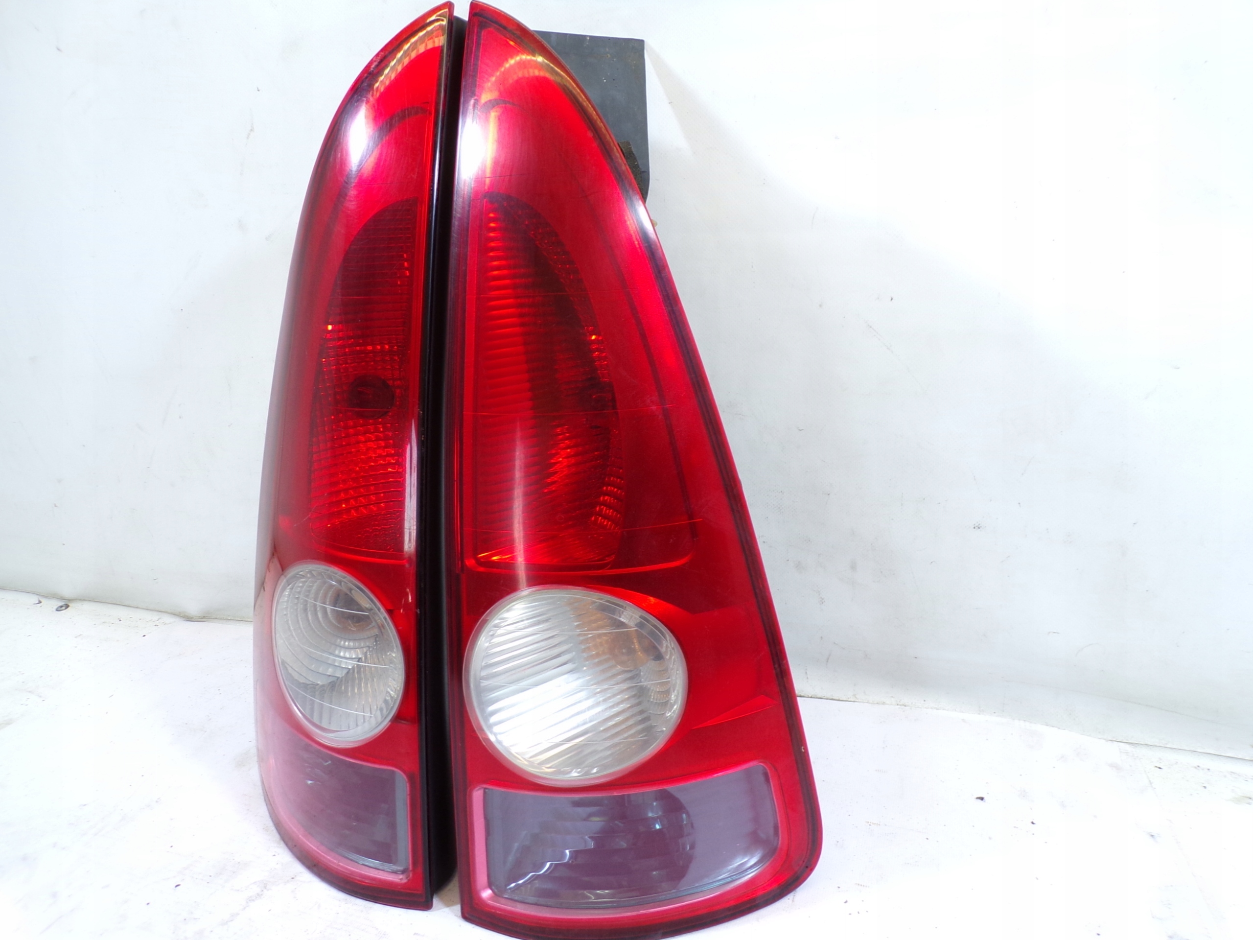 lights rear. rear part left right RENAULT ESPACE IV 4 (K) (1)