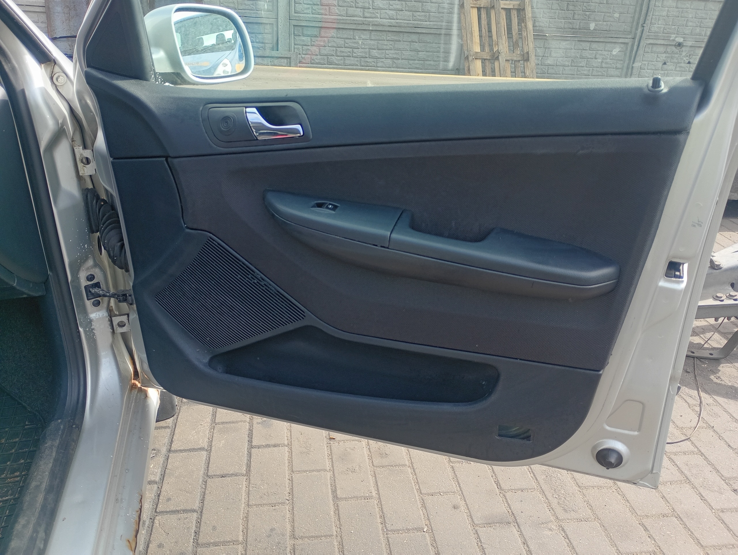 upholstery right side right front Skoda Fabia and 1 99-07