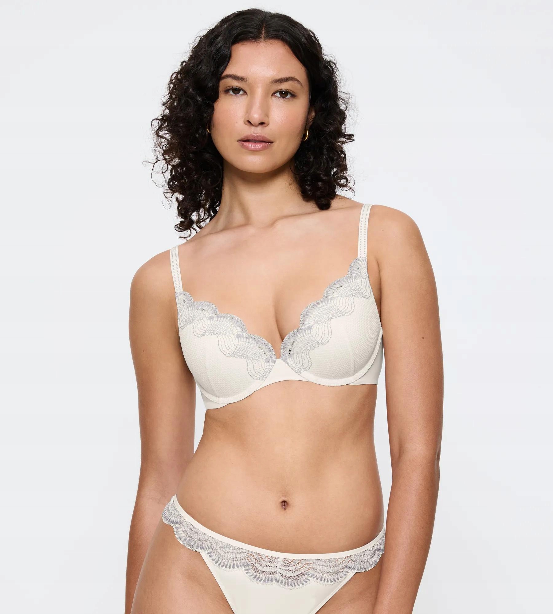 Push-up podprsenka Triumph Triumph Comfort Glam Whu 75D