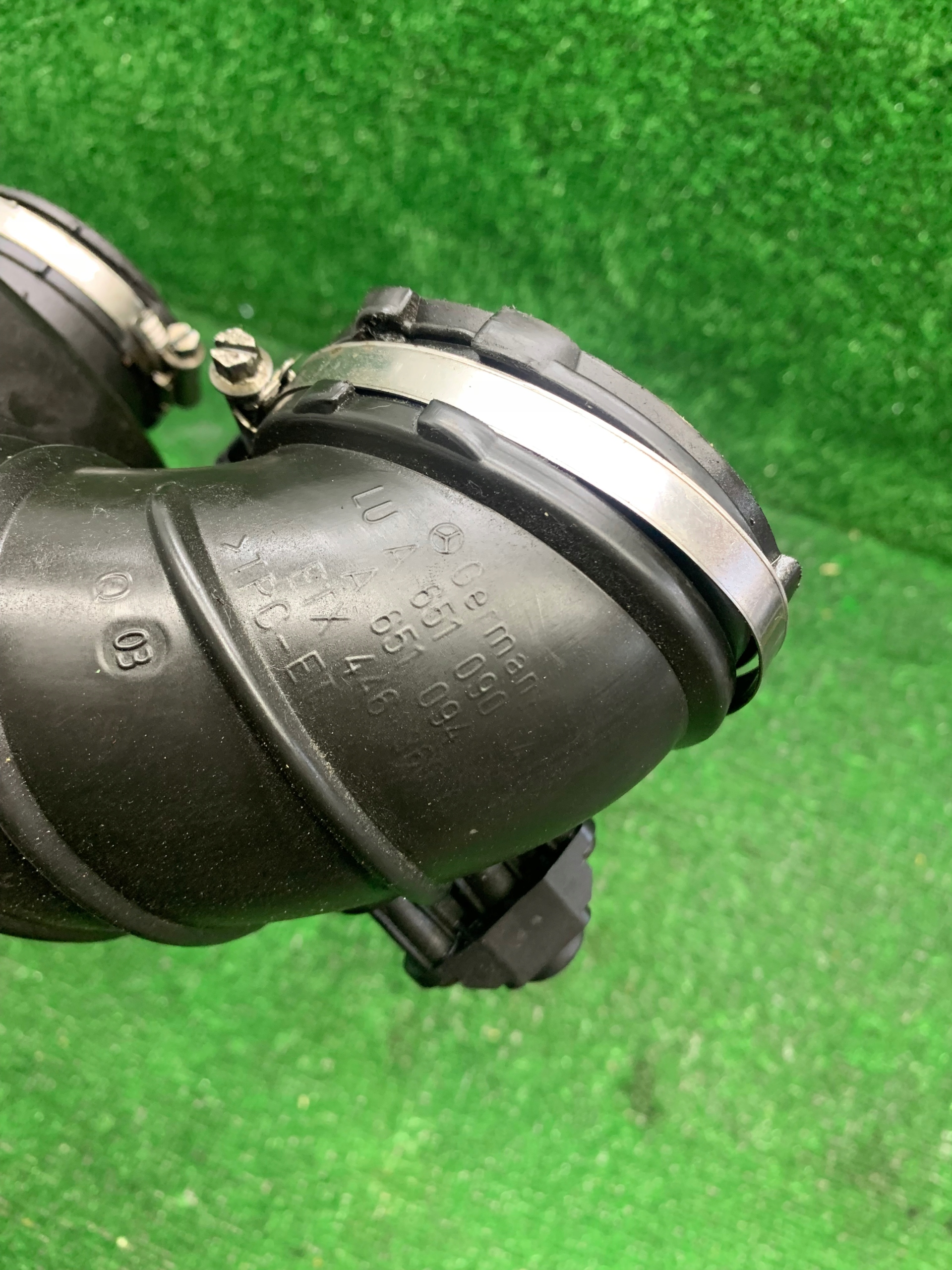 MERCEDES W204 2.2 CDI hose pipe air A6510900437