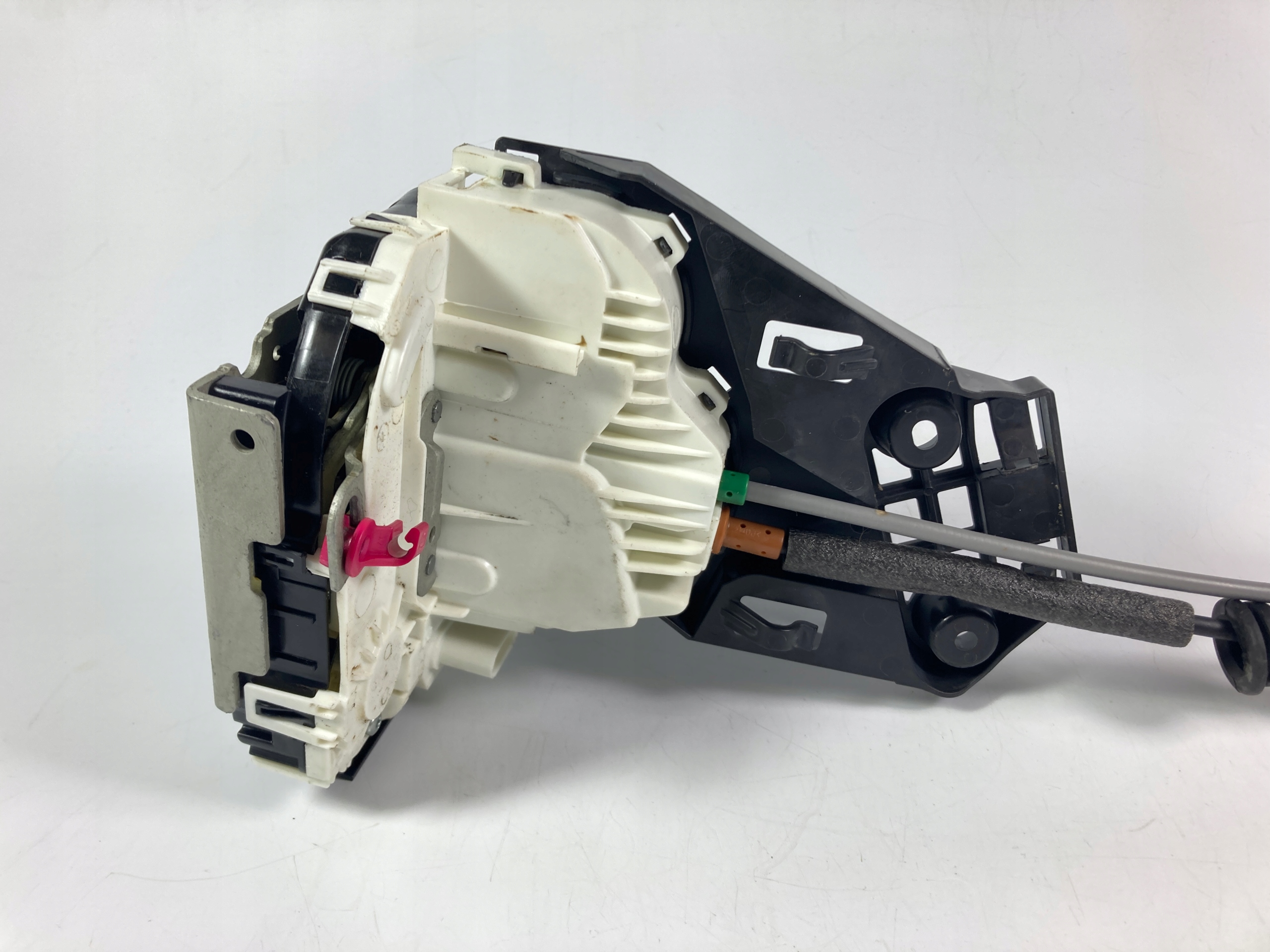 Jeep Wrangler JL lock door rear left rear part 2021-26
