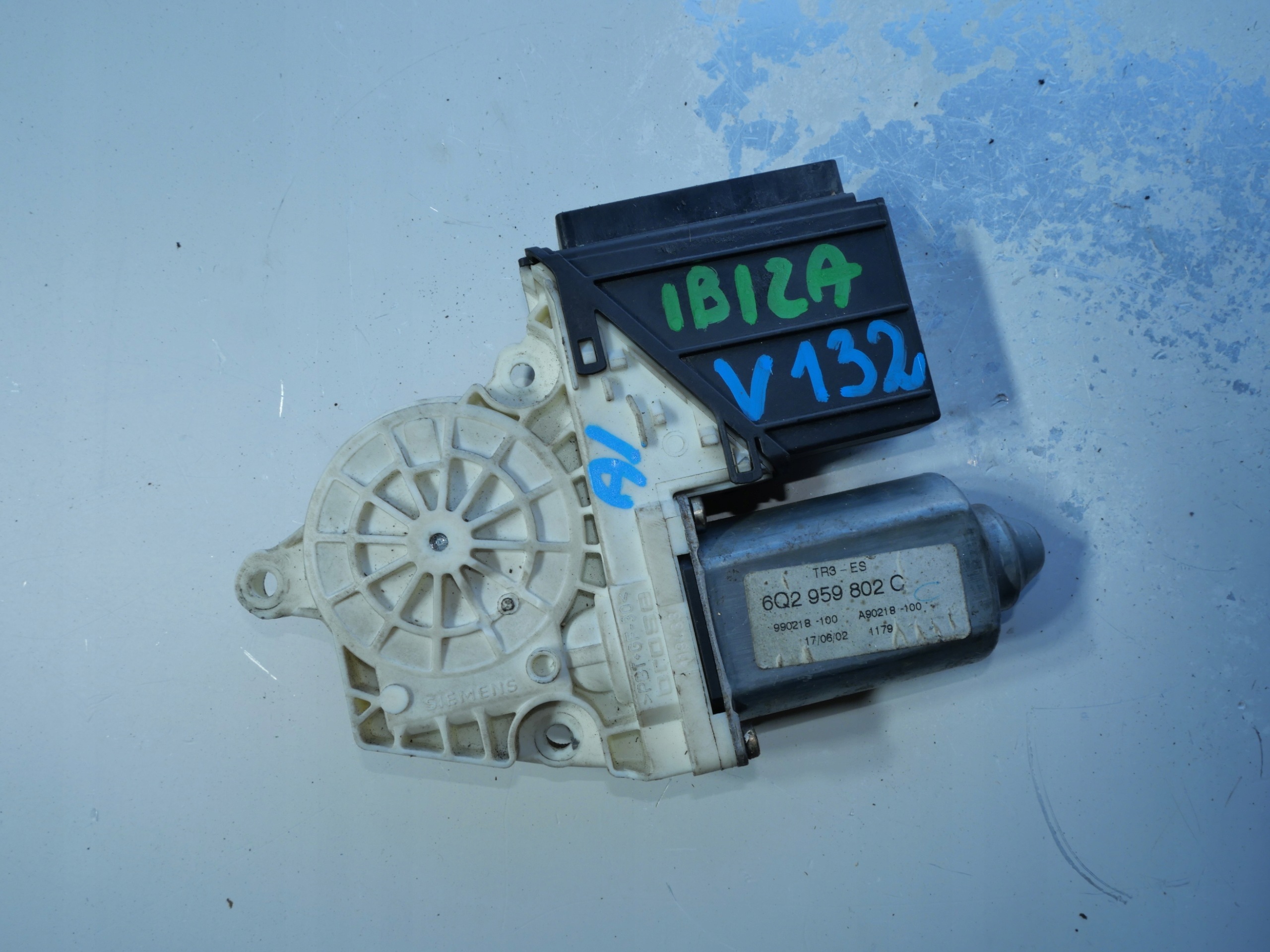 VW SEAT SKODA engine mini motor windows 104380101