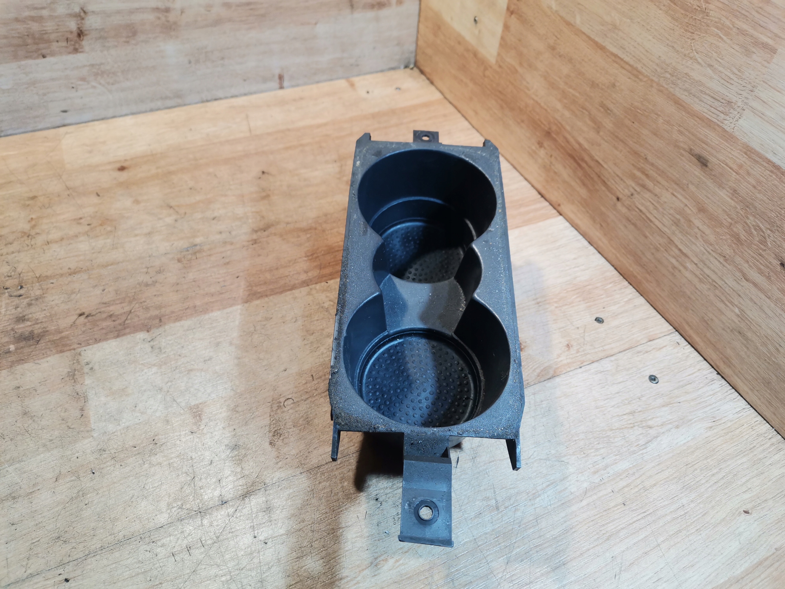 bracket for KUBKI VW JETTA III 1K5862531B