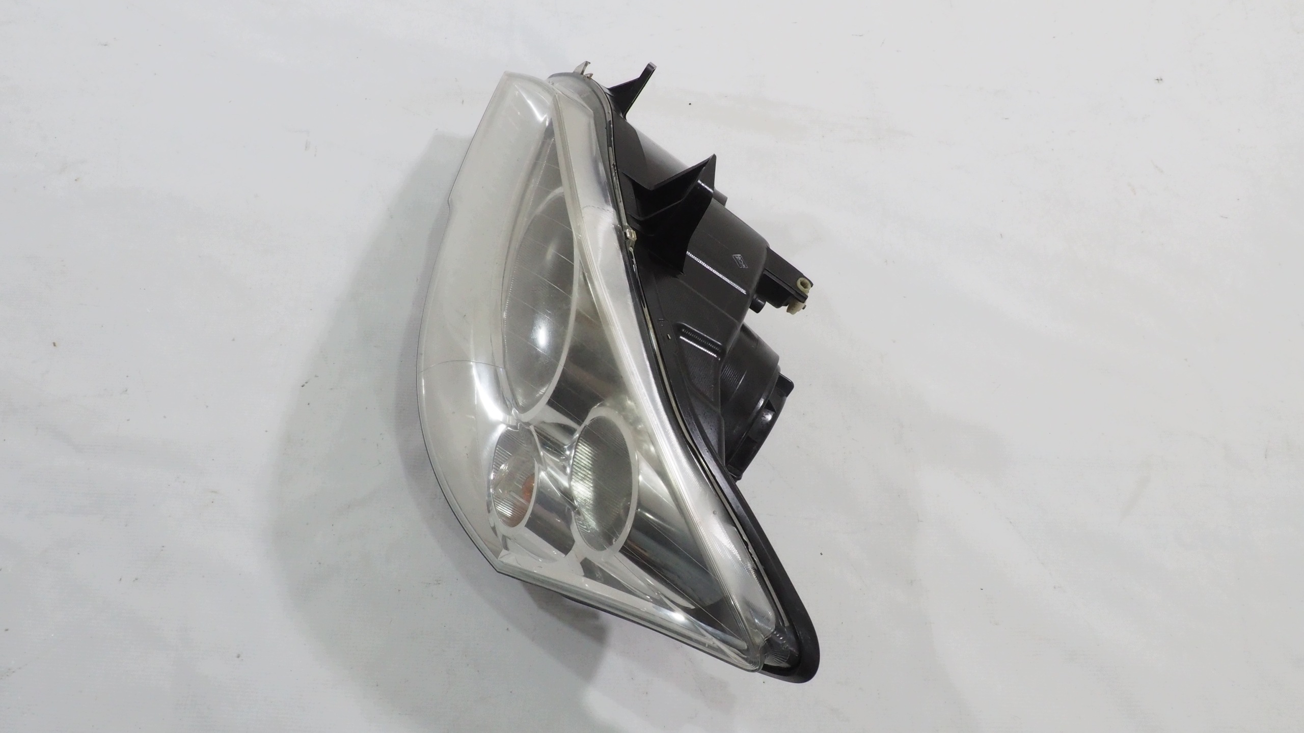 Mercedes Vito W639 lift light left front A6398201861