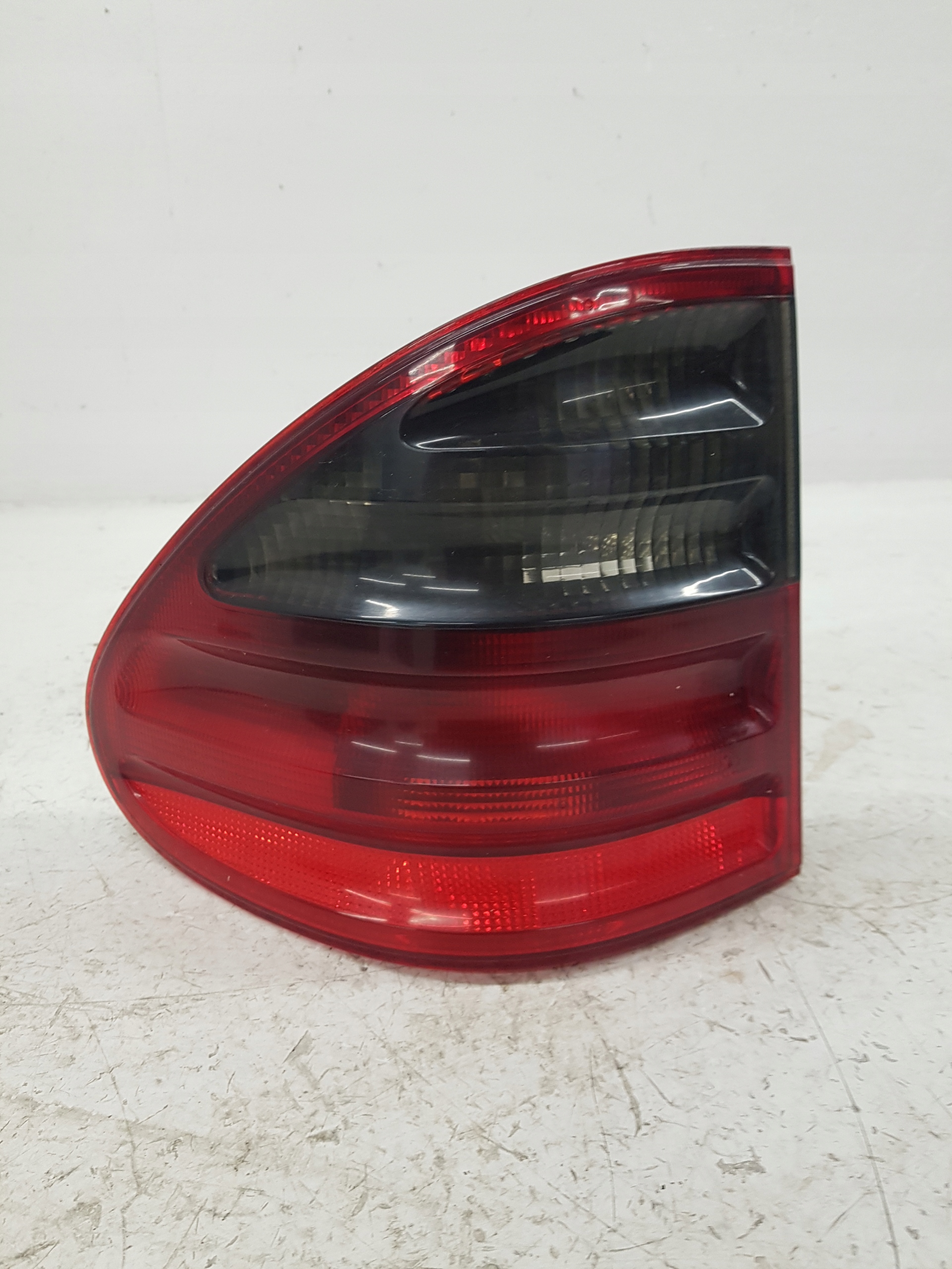 light left rear MERCEDES-BENZ E-KLASA W210