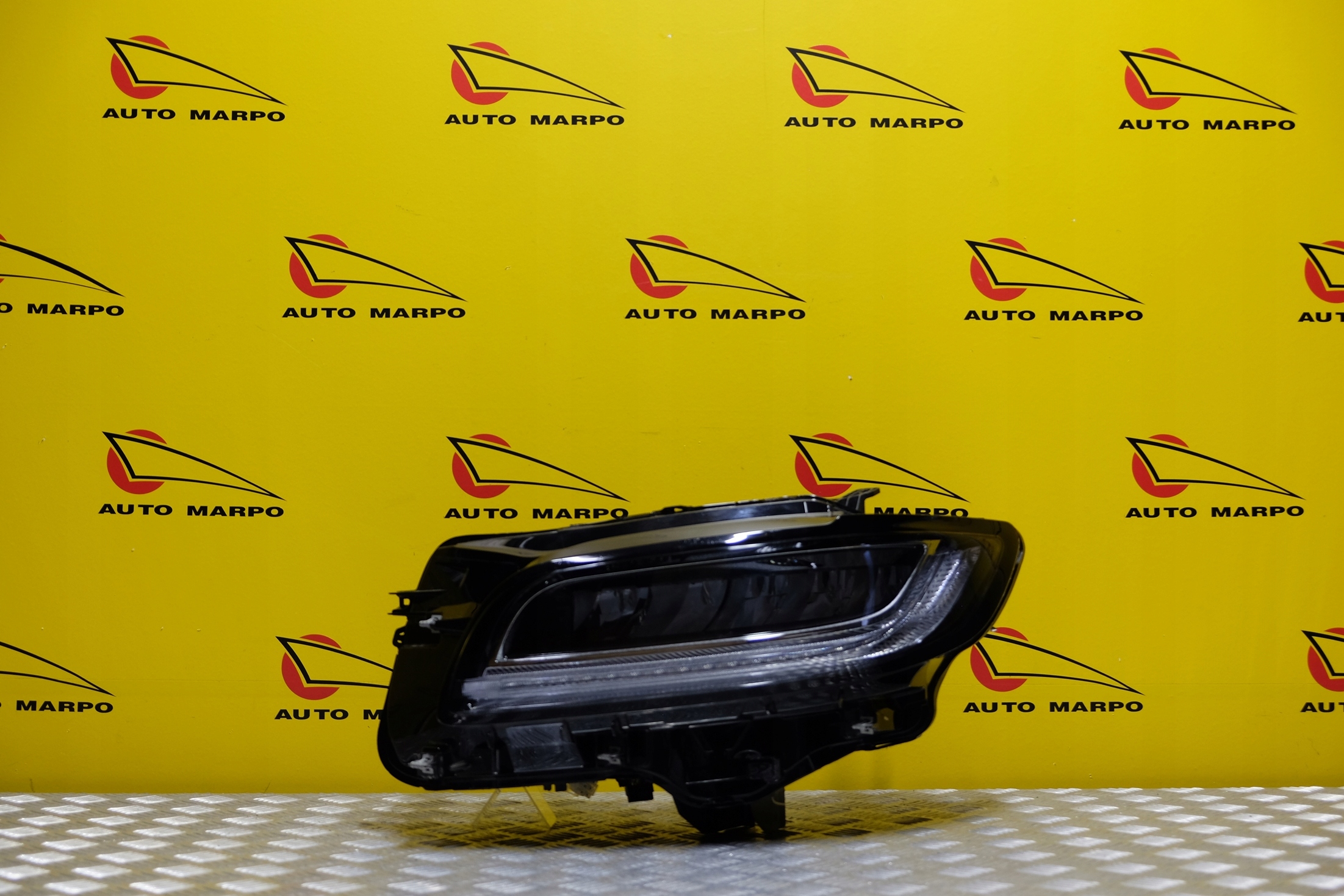 LINCOLN NAUTILUS 2019- REFLEKTOR LAMPA LED L USA Strona zabudowy lewa