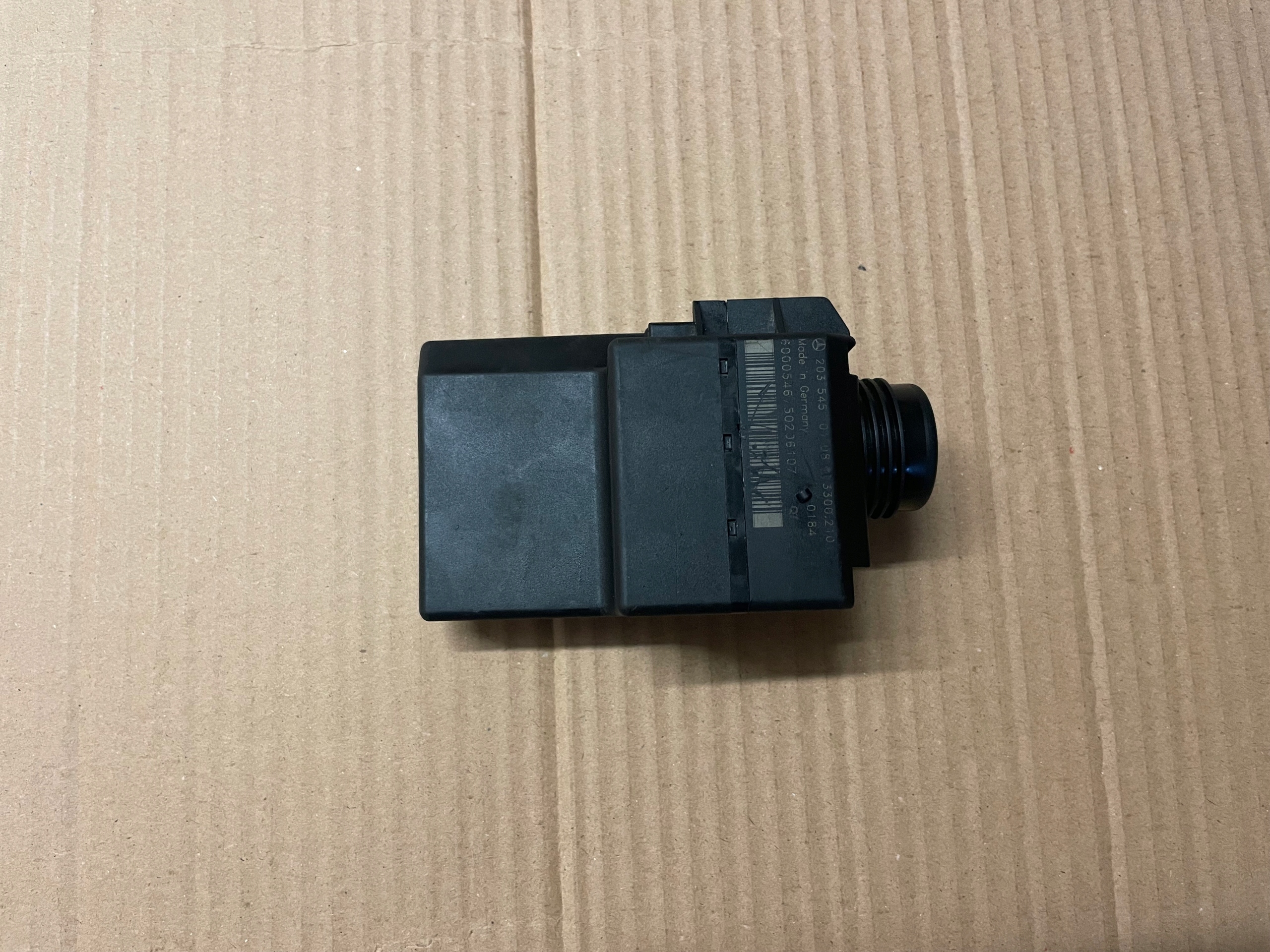 Ключ зажигания MERCEDES C-Class W203 2.2 CDI 2035450108