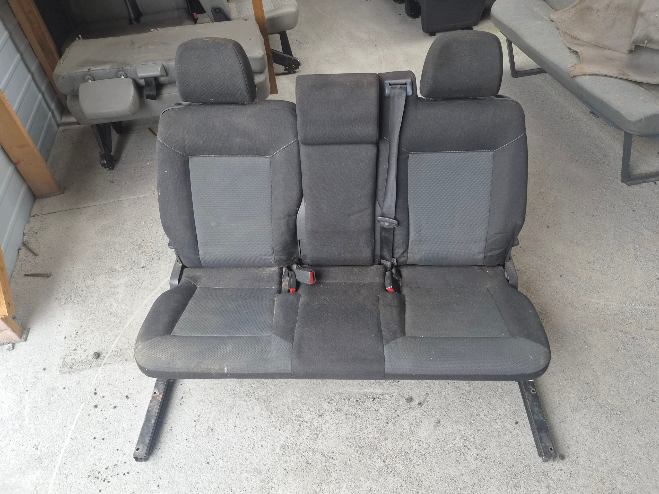 Sitz dwuosobowa Sitz für szynach jezdzony VW T5