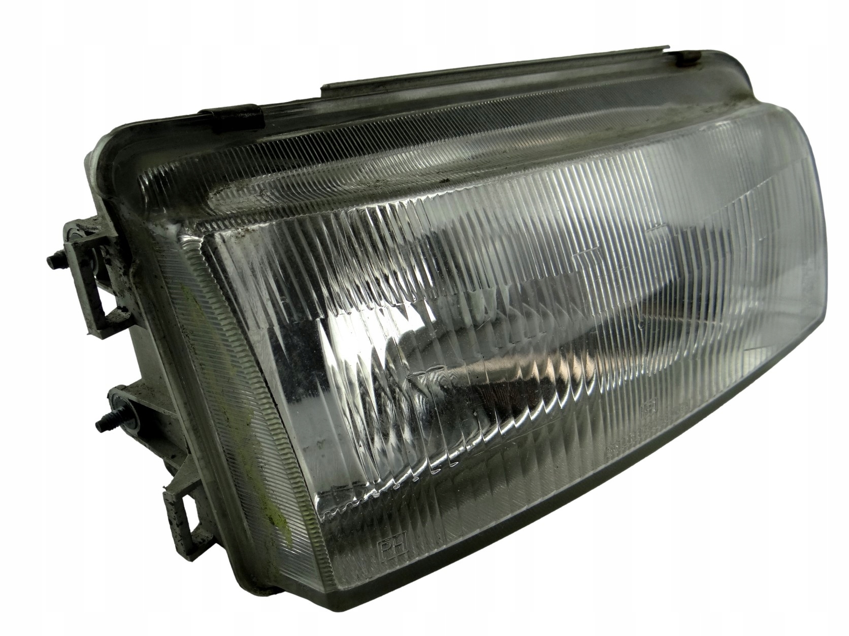 REFLEKTOR light front right HYUNDAI SANTAMO 109