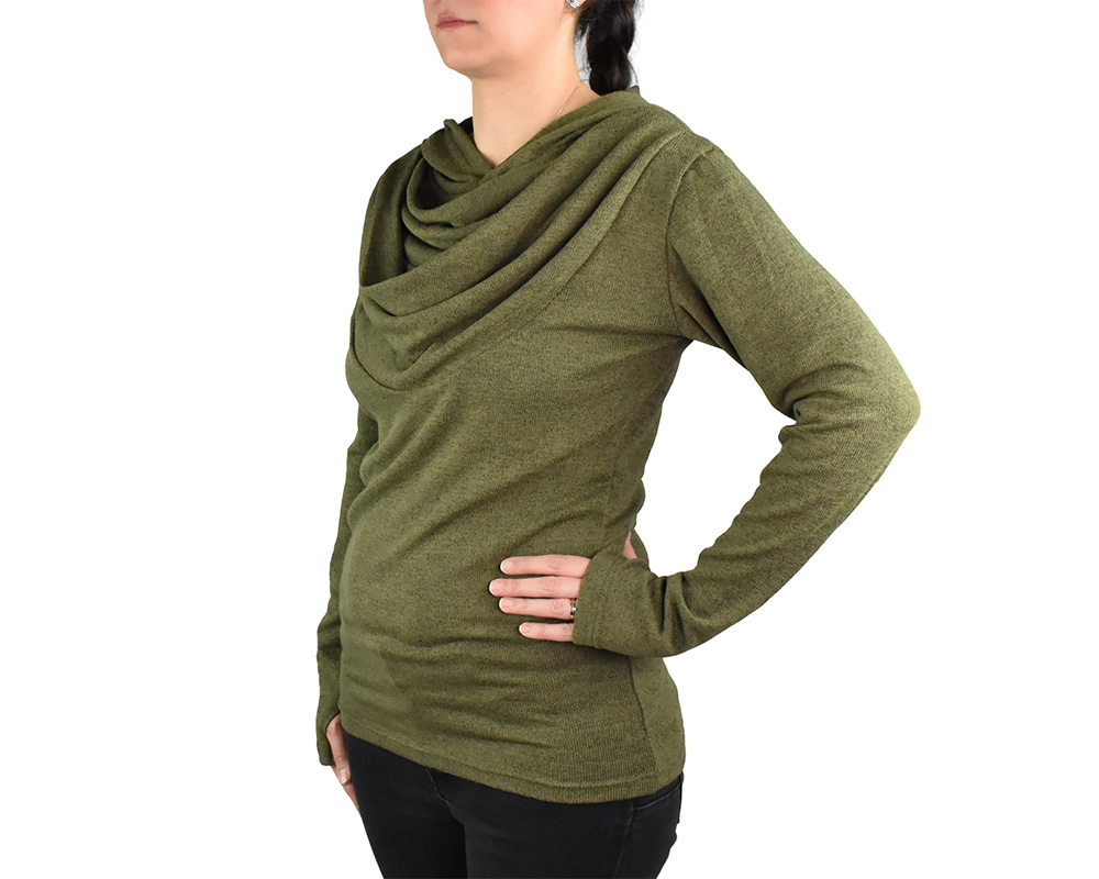 Svetr Ava s kapucí, řasení ve výstřihu, zelený