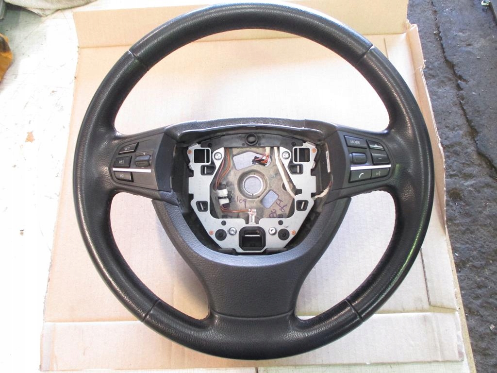 BMW F01 08-15 KIEROWNICA