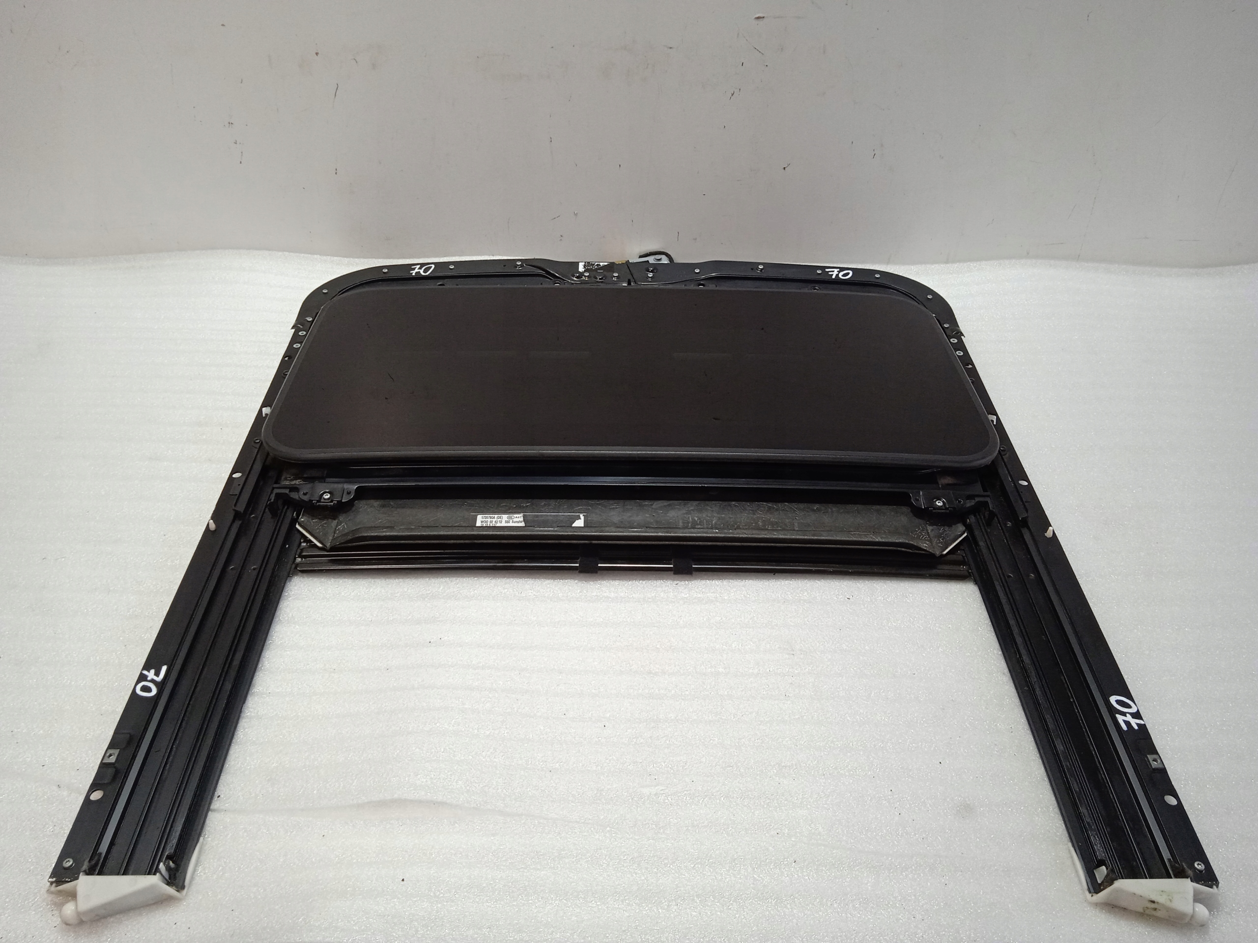 1U0877041 - КРЫША ПАНОРАМА СОЛНЕЧНАЯ ШТОРКА SKODA OCTAVIA II LIFT
