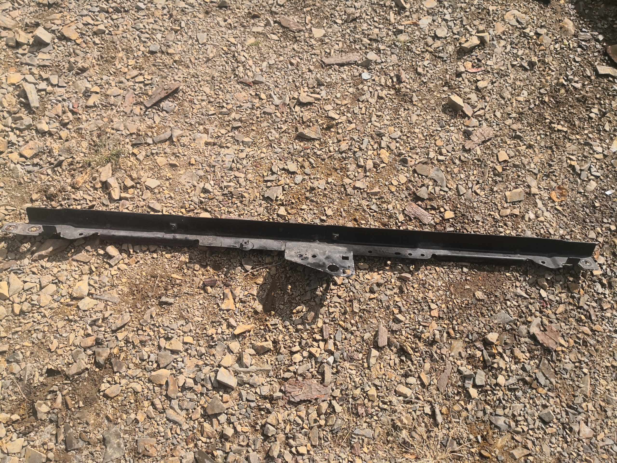 pillar under the window AUDI A4 B8 8K0805629B