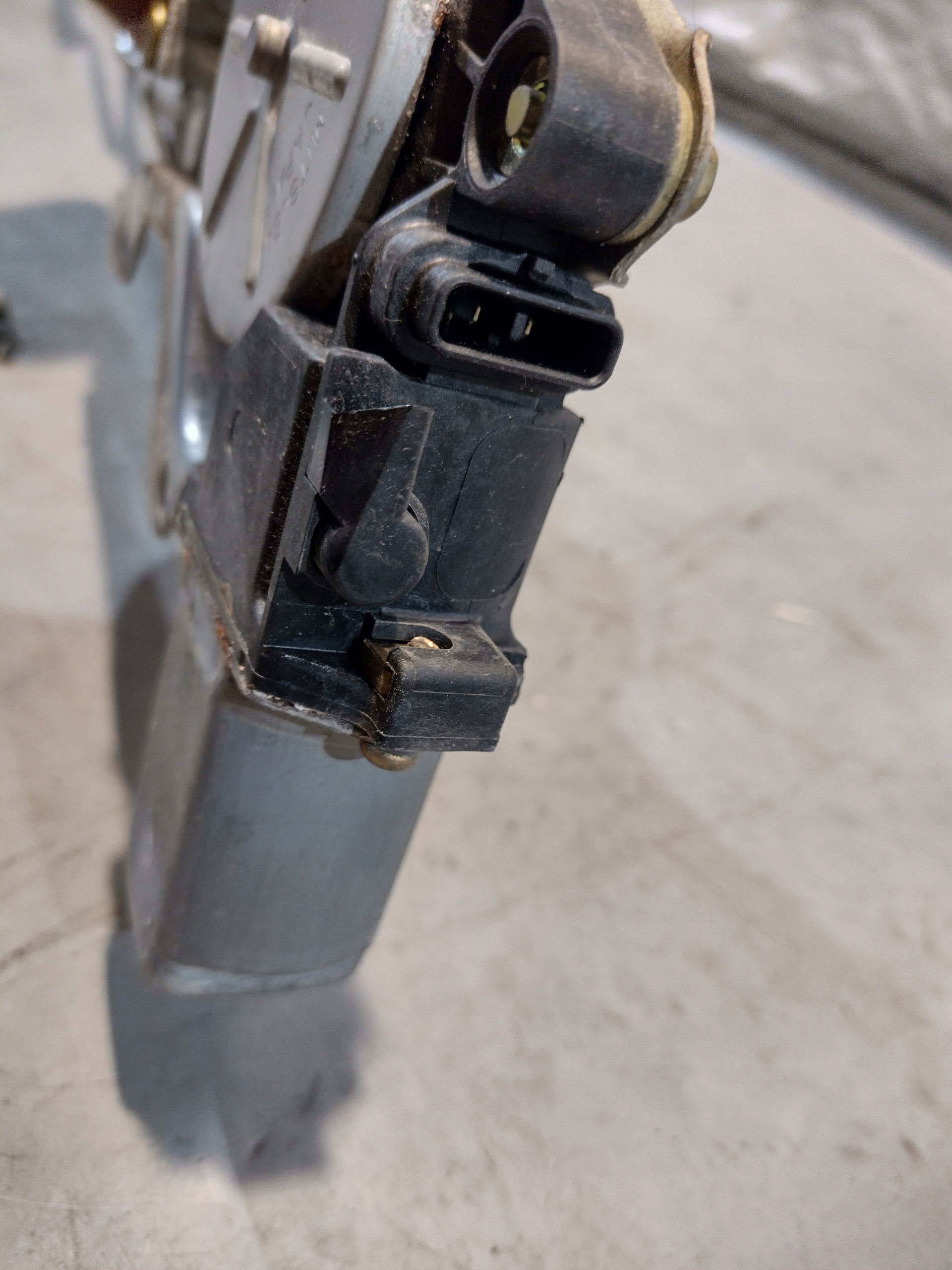 window regulator right front Honda CRV and 1 lift