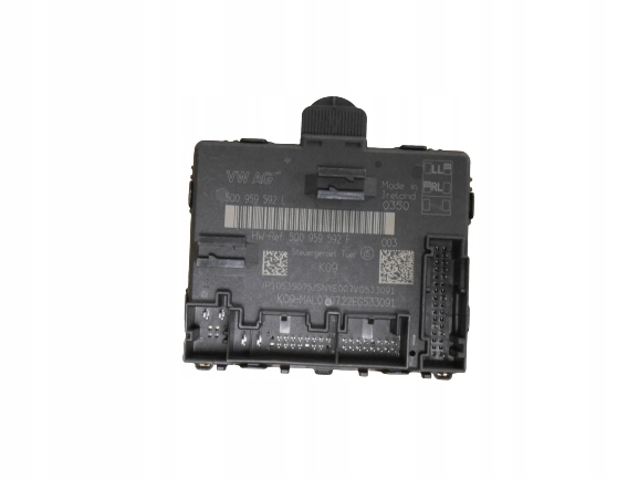 AUDI Q3 83A модуль передней двери 5Q0959592F