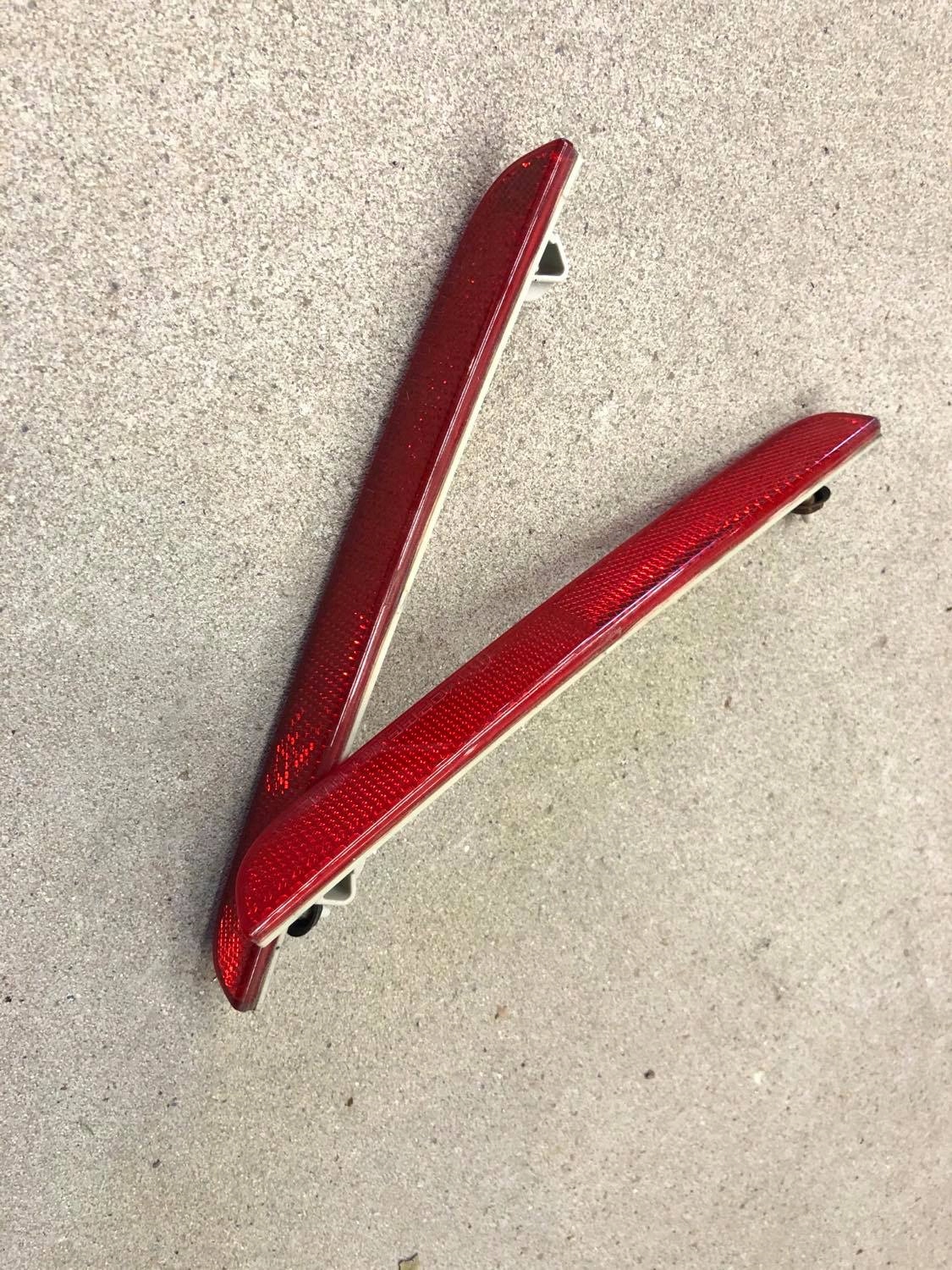 68214405AA - Dodge Challenger 2015+ 15 + задняя фара