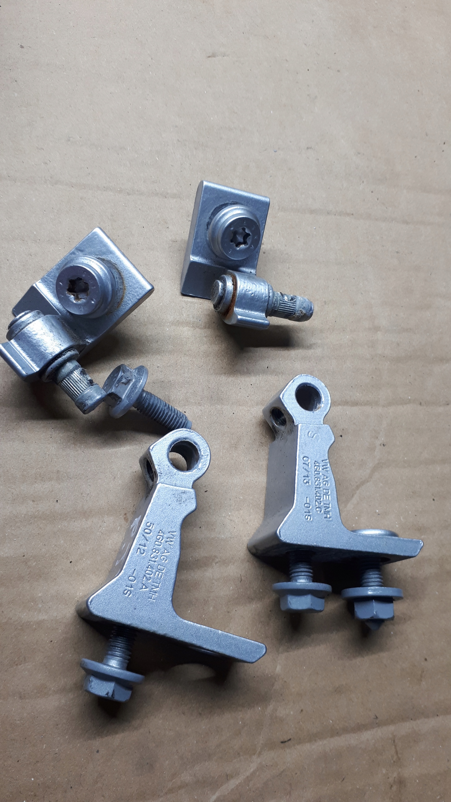 S6 C7 4G A6 hinge hinges door right rear part LX7W