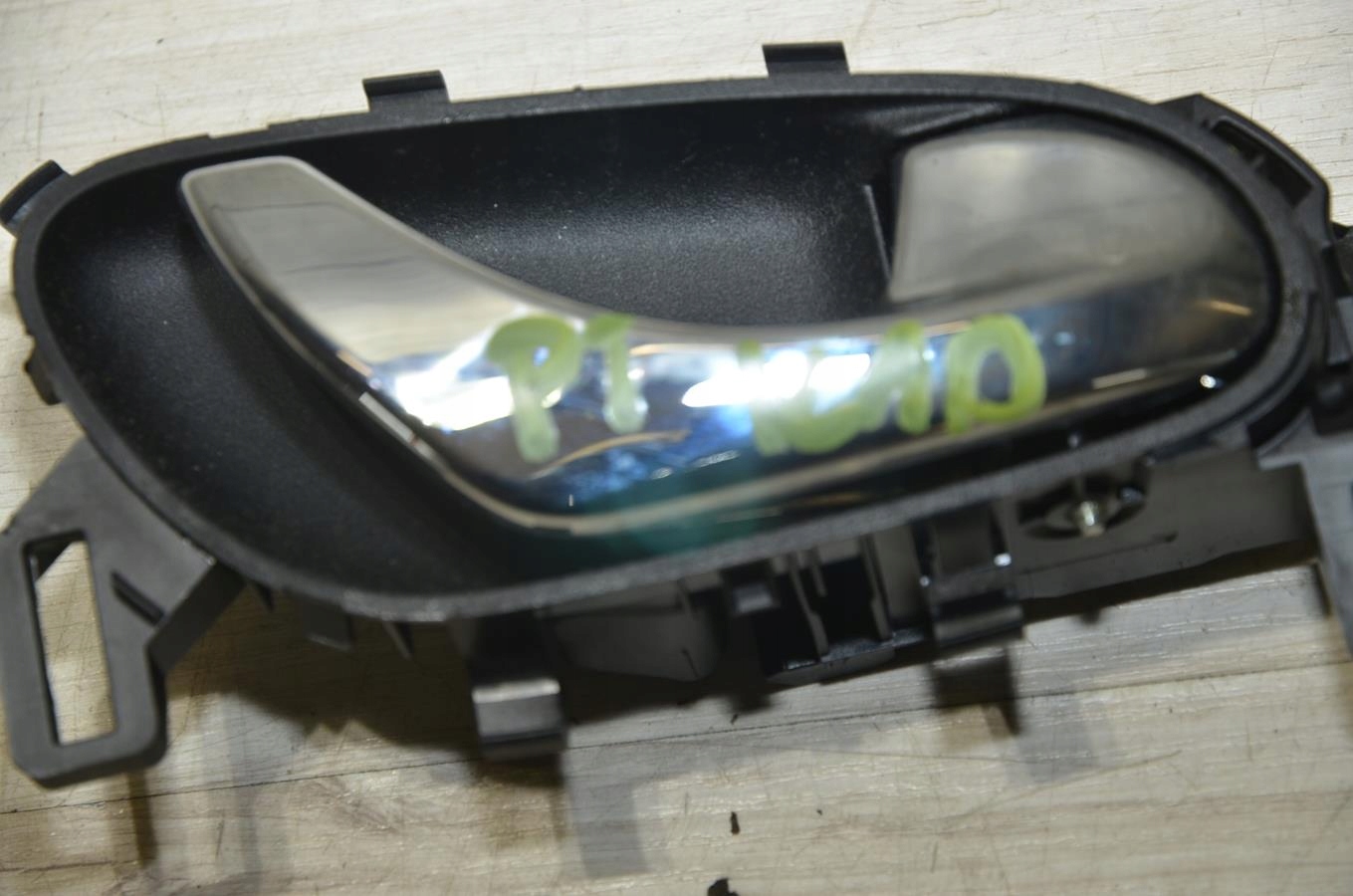 handle inner right rear part Renault Kadjar