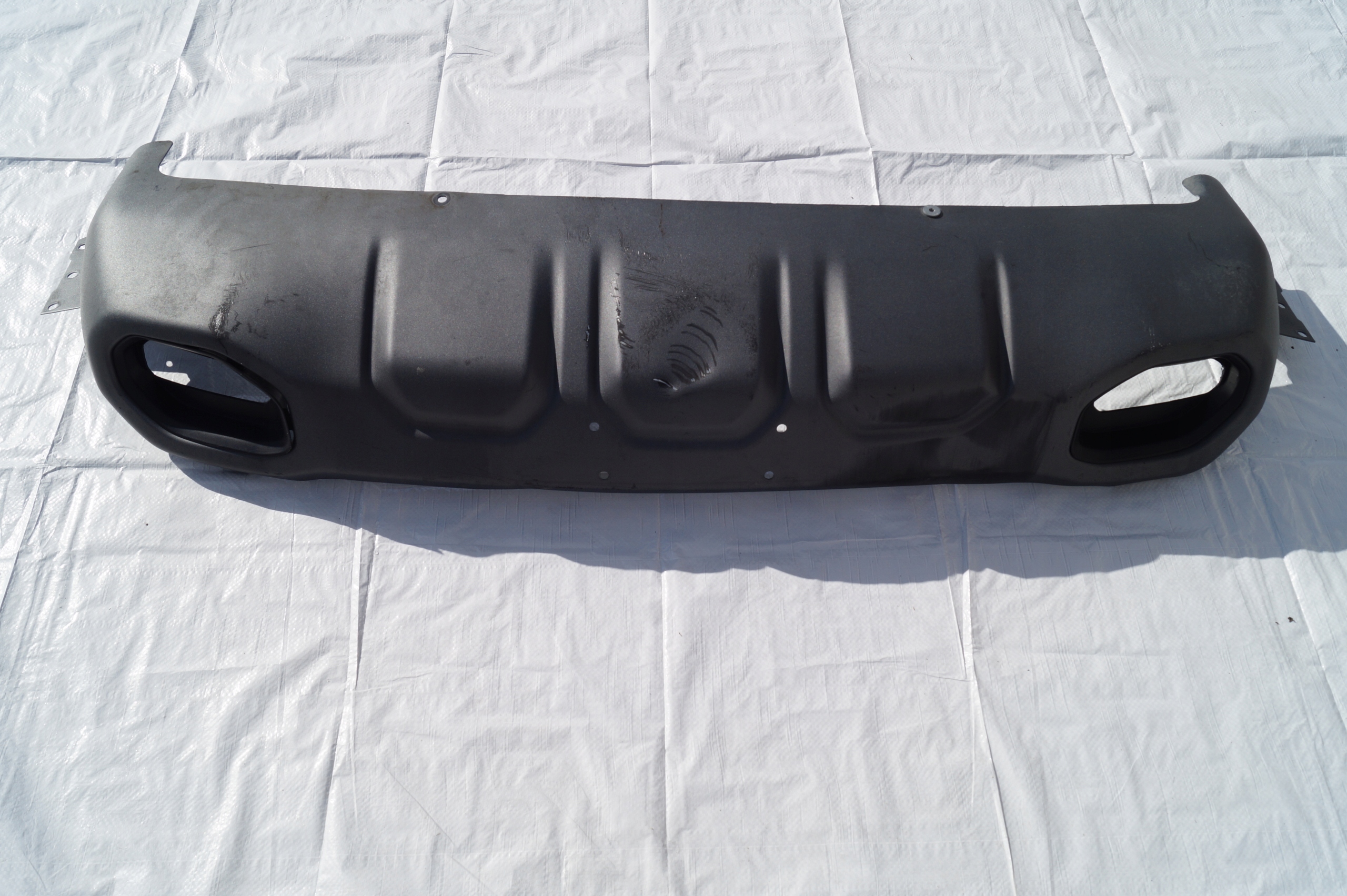 18-23 5ZB470C00U - СПОЙЛЕР ПЕРЕДНЬОГО БАМПЕРА DODGE RAM 1500 TRX