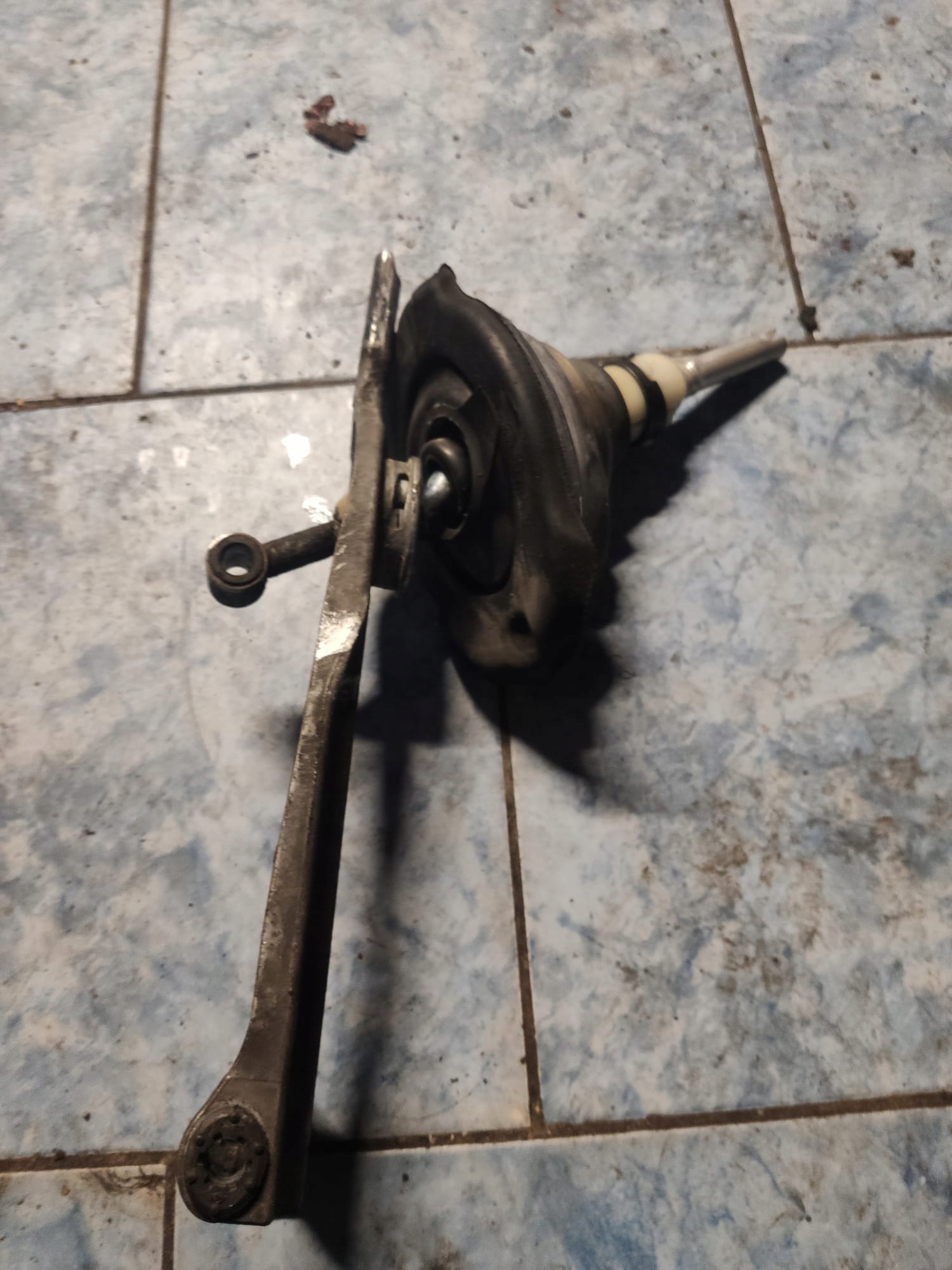 Селектор передач BMW E87 lci n47d20a