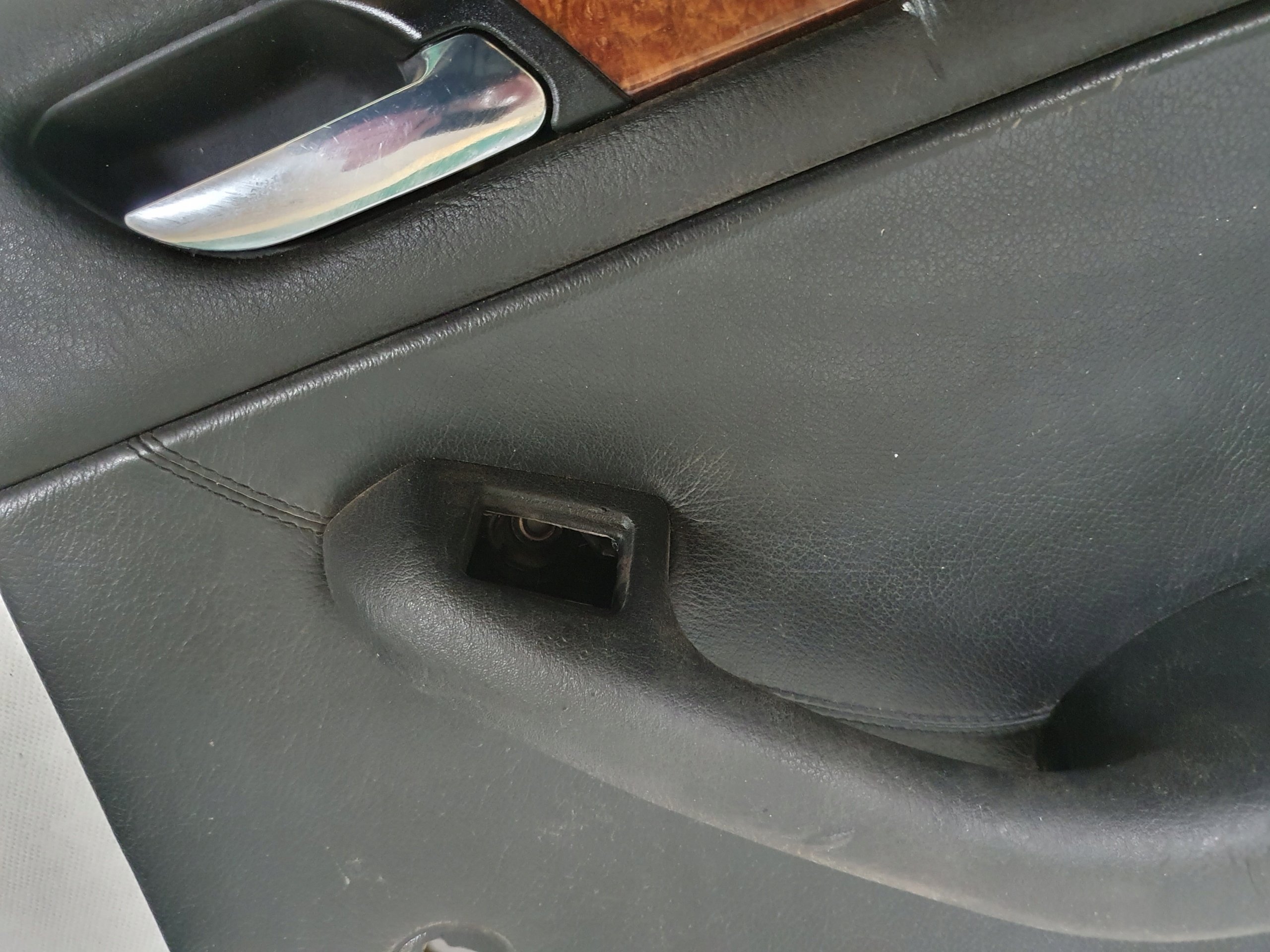 BMW E46 kombi side door right rear part leather