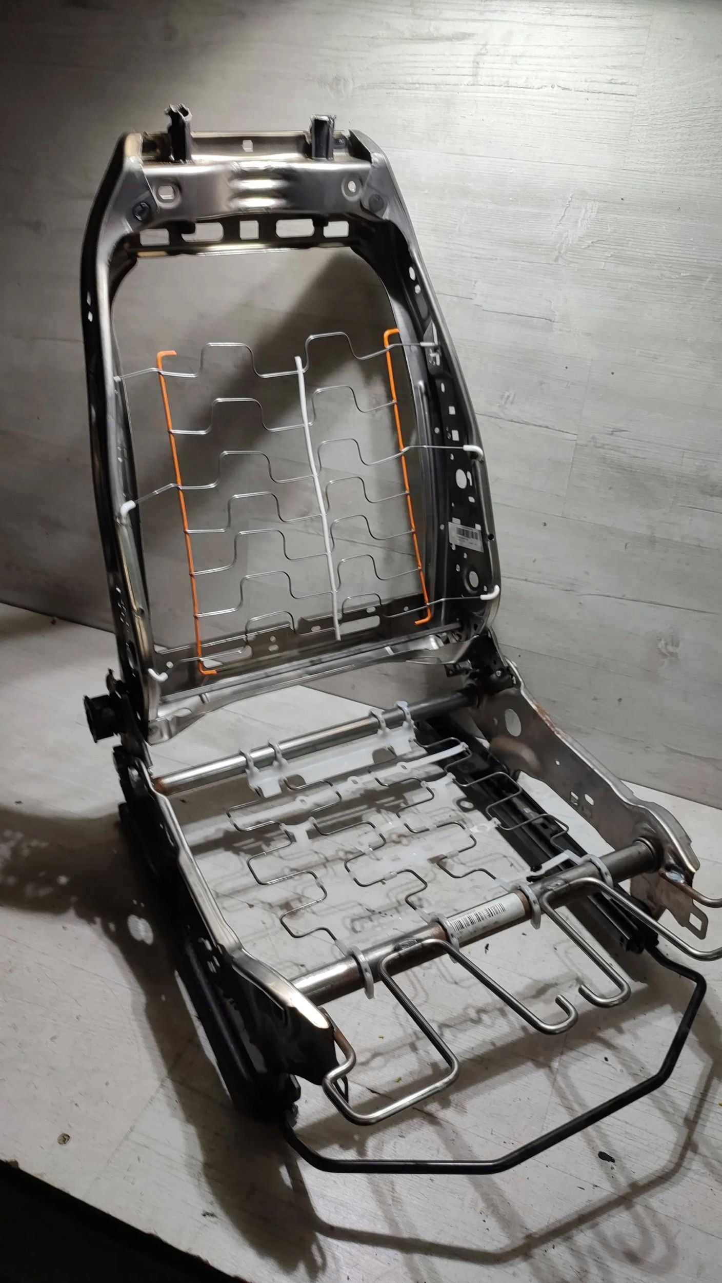 Citroen C4 Cactus 2016 front side right seat support