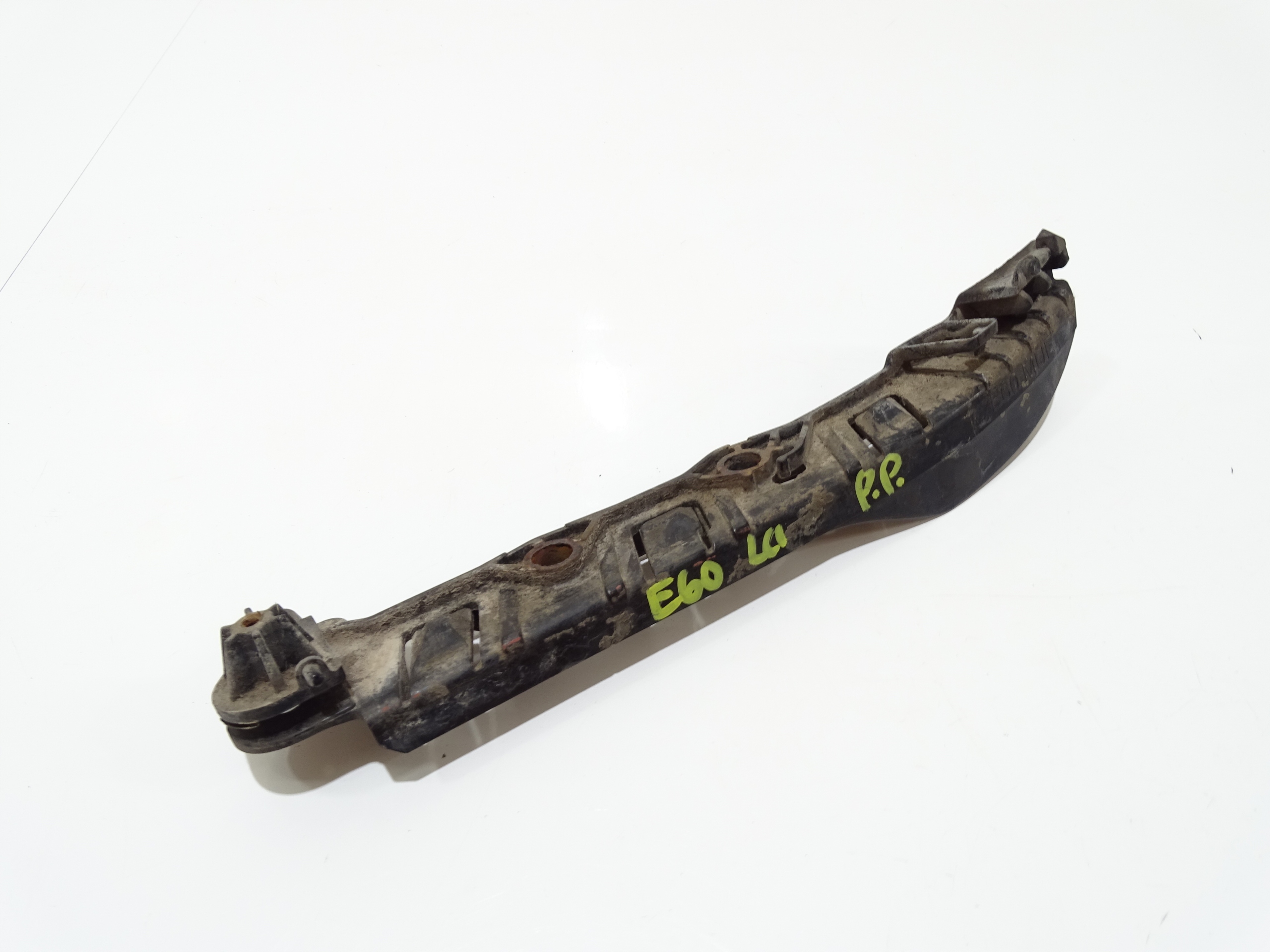 bumper bracket right front BMW 5 E60 LCI 7178078
