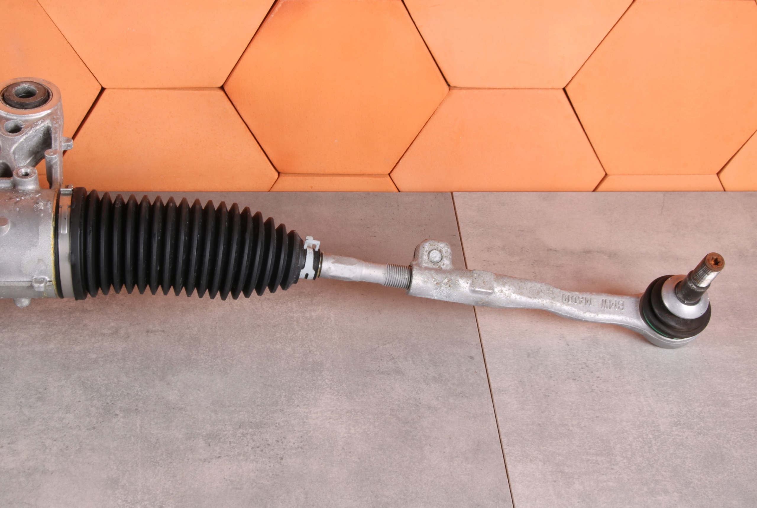 BMW 5 G60 G61 drag rod servo steering control T4 5A9D851 8599 km !!!