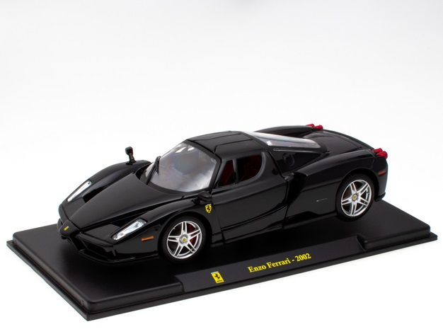 Ferrari Enzo Ferrari 2002 1:24 Edicola Itálie