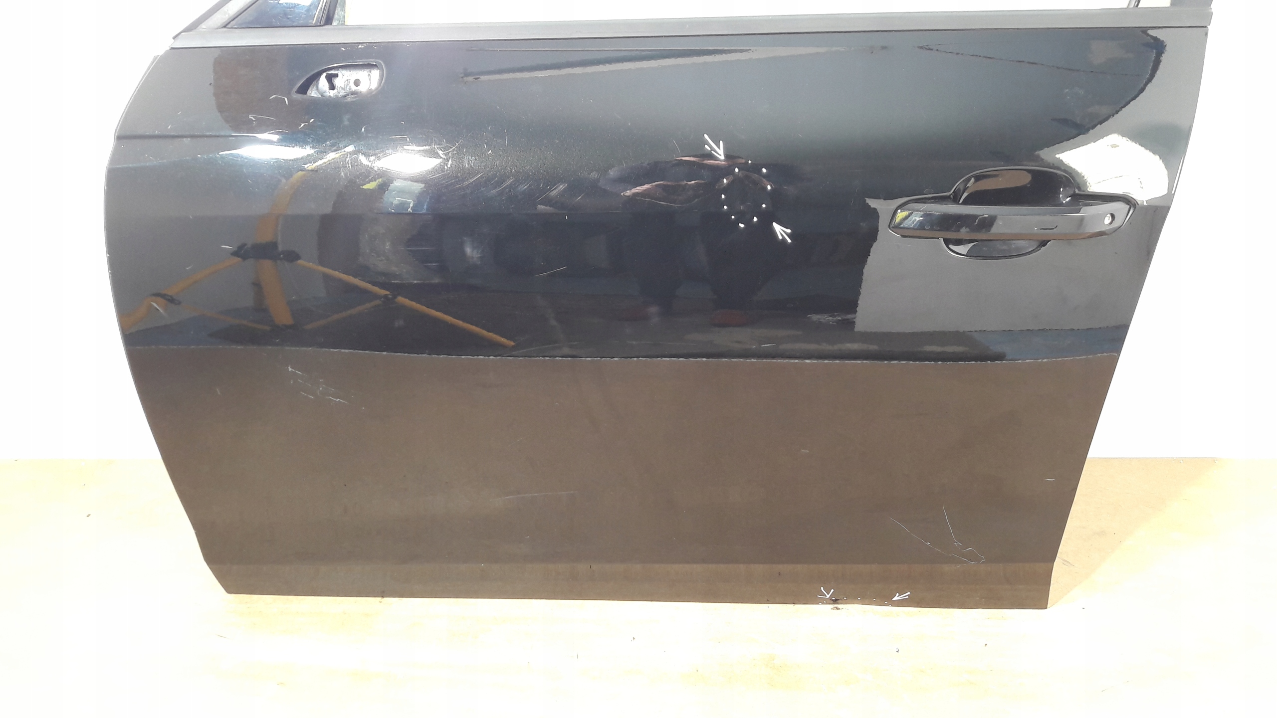 door AUDI A4 B9 LIFT left front 2020 (T272)