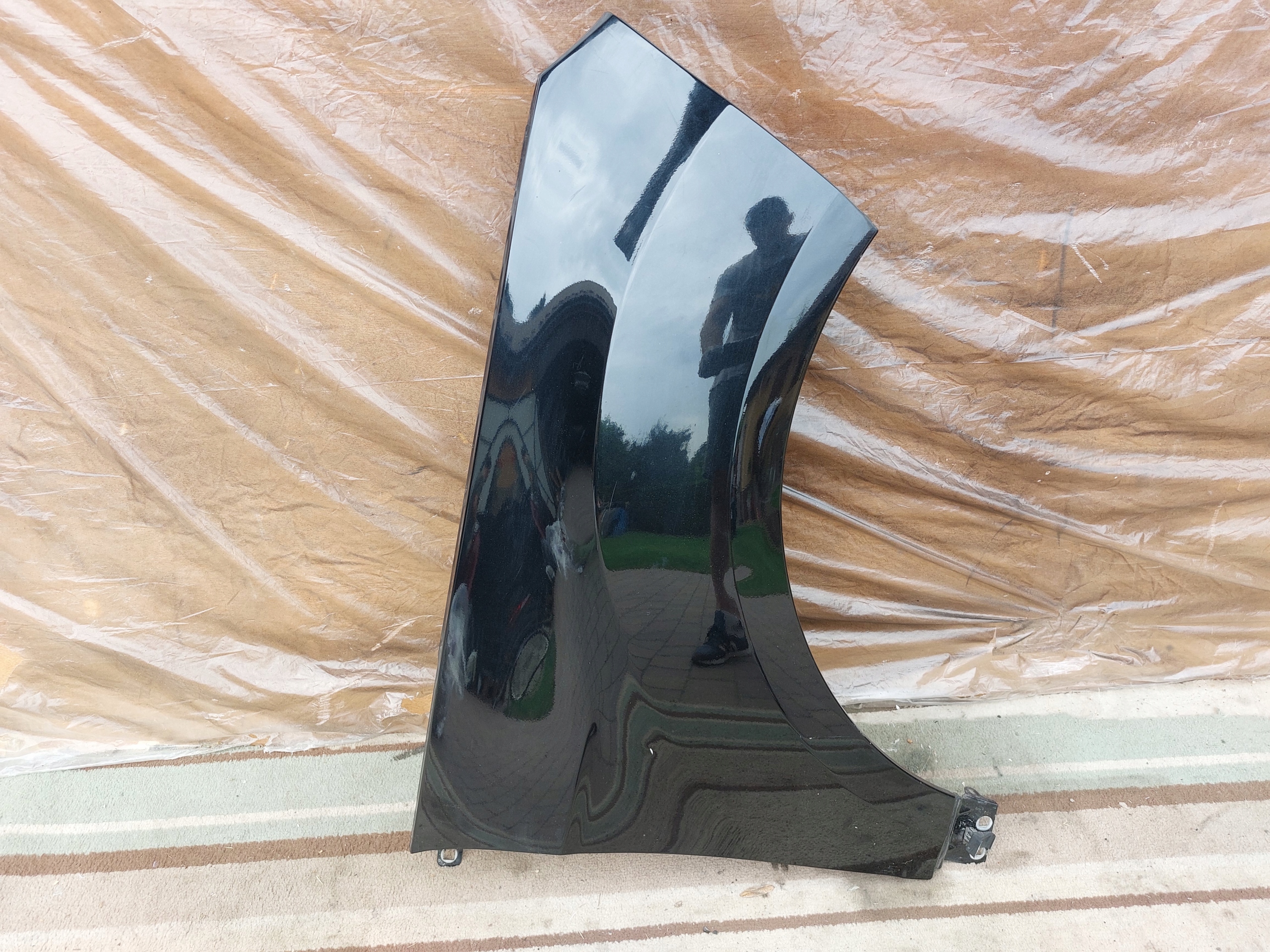fender right front FORD ECOSPORT 14r black AA
