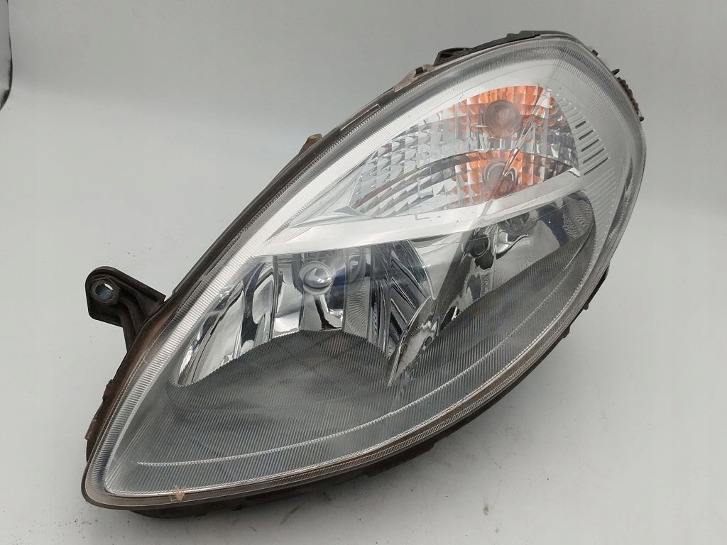 Lancia Ypsilon II 2 Licht links vorne vorne