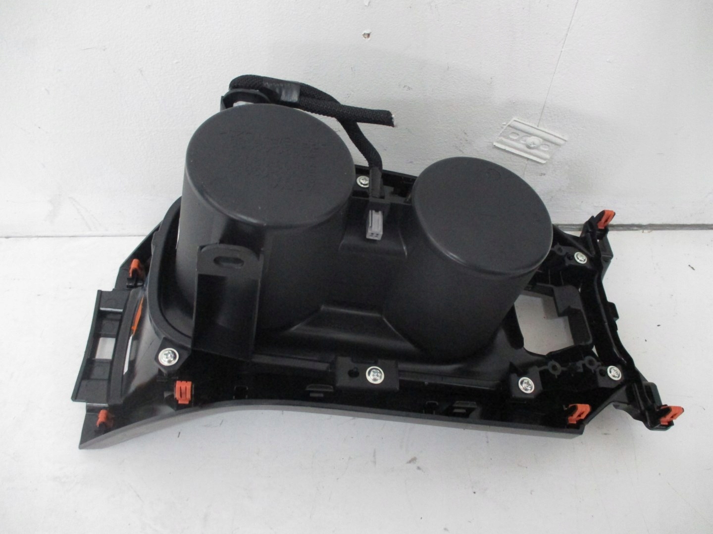 bracket for kubki Toyota Corolla E21 58803-02050