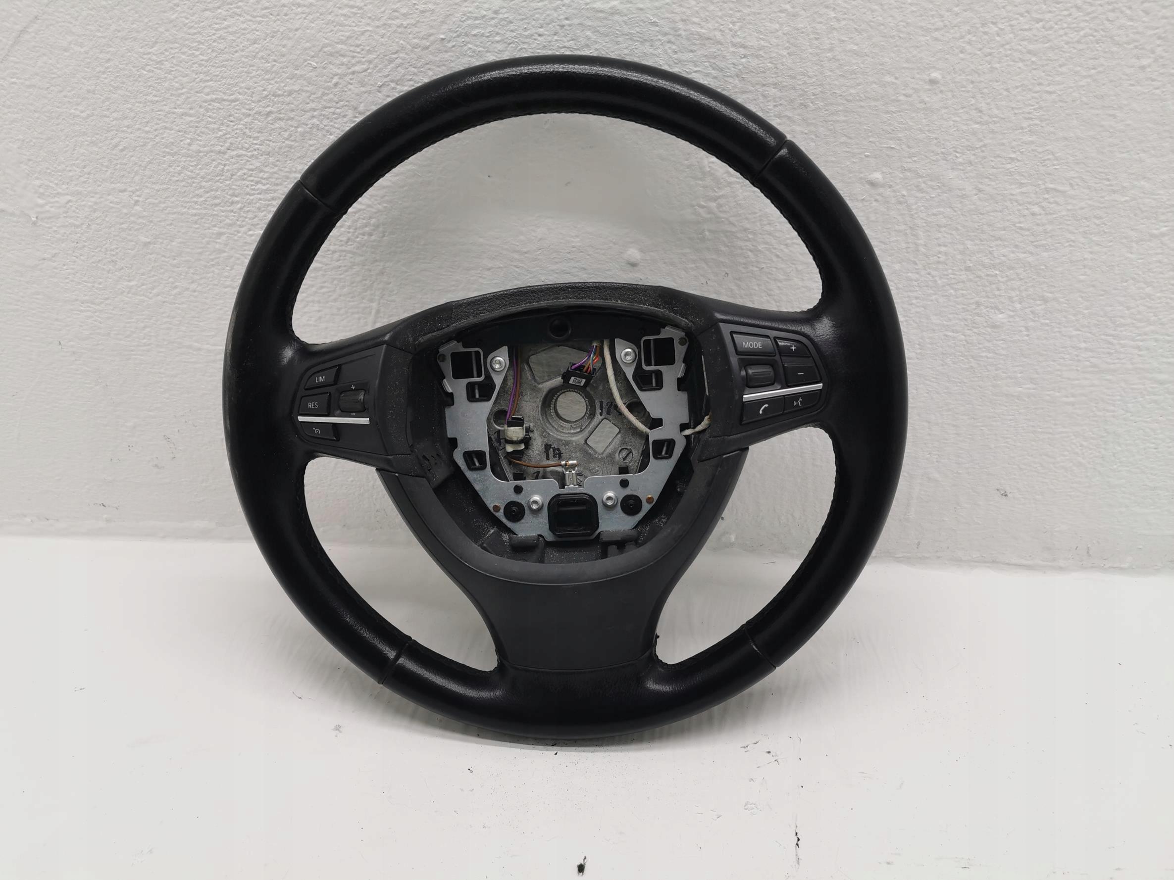 lenkrad MULTI BMW SERIA 5 F10 F11 10-17 EU