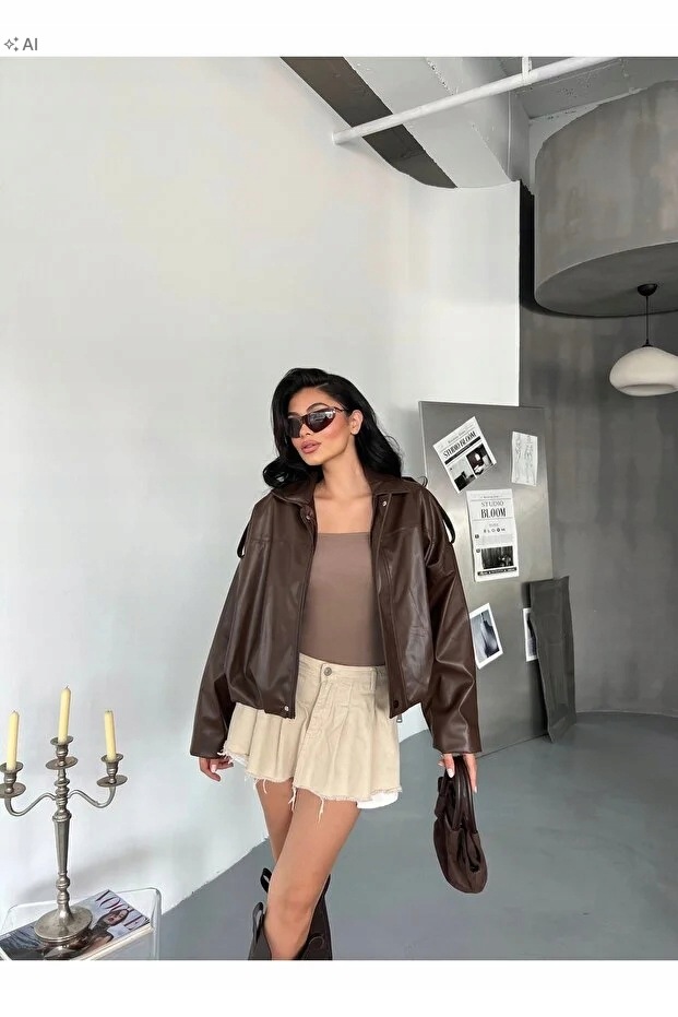 Krátká Lakovaná Bunda Ve Stylu Vintage, Hnědá, Univerzální, Velikost 5IA
