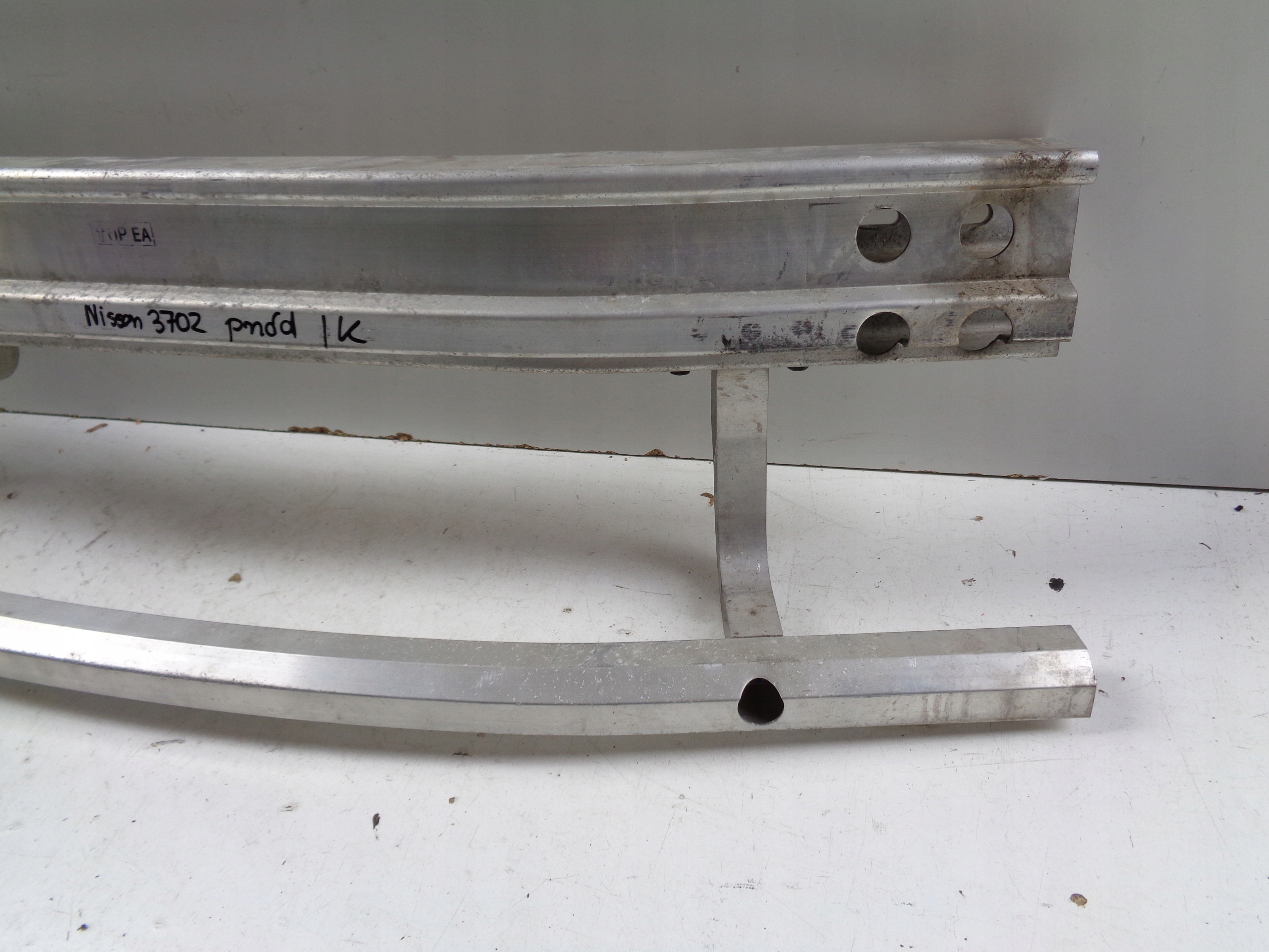 pillar bumper support front NISSAN 370Z