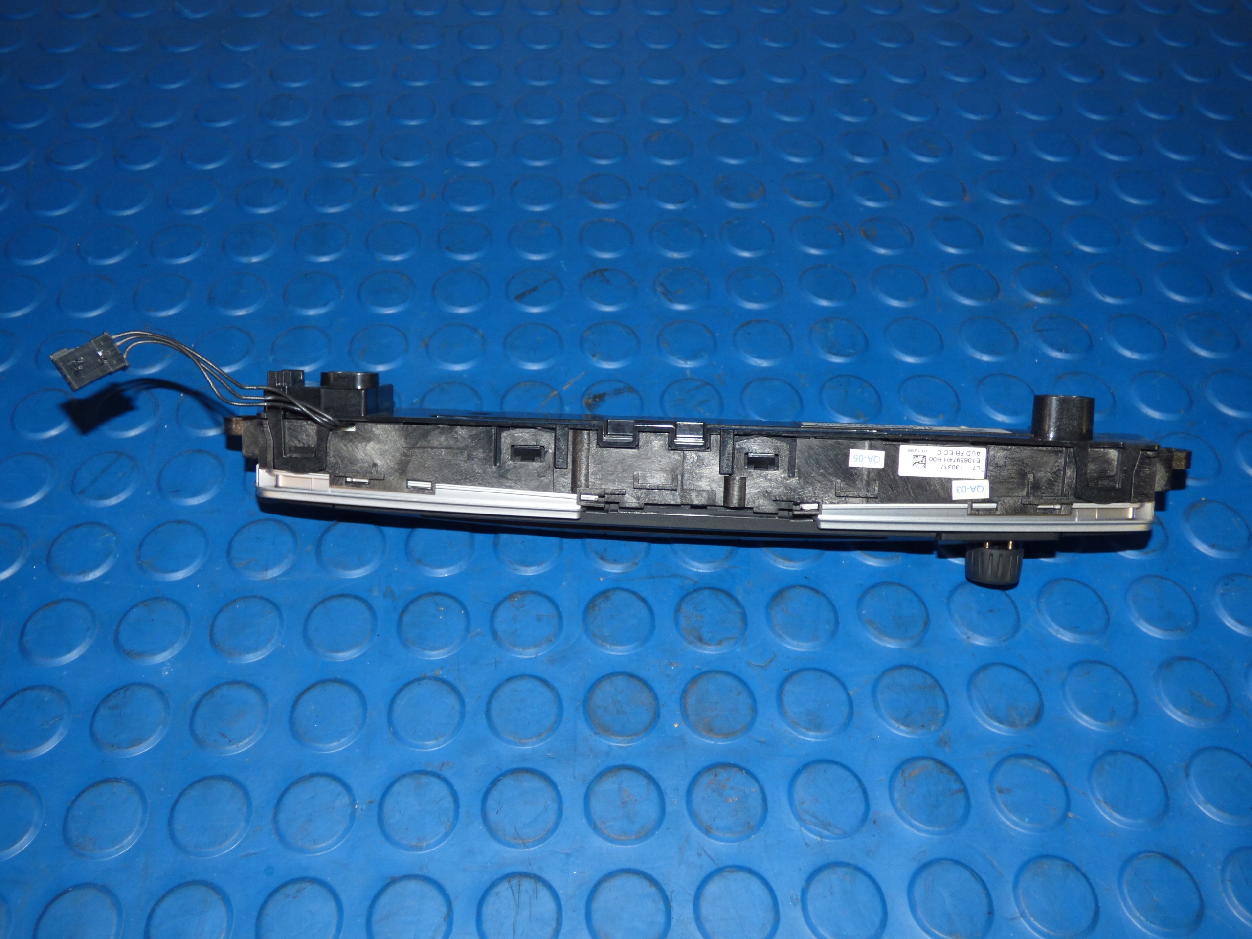 control panel 6814187-01 radia BMW 1 F20