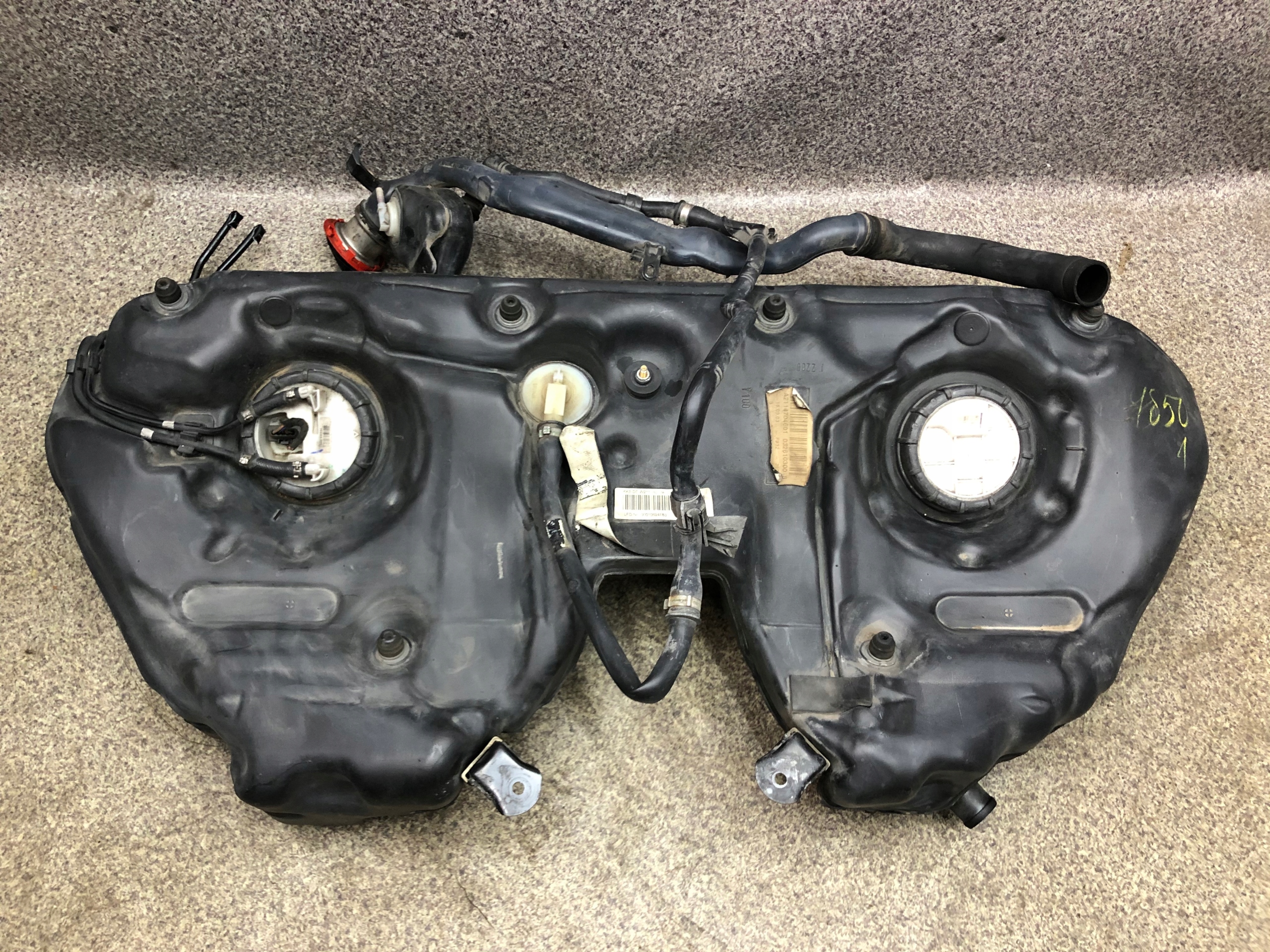 2114701641 2114701694 - Mercedes W211 бак топливный насос 3.2 CDI R6