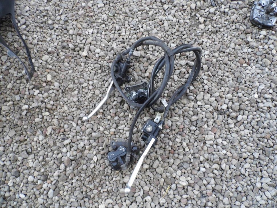 GILERA RUNNER SP 50 ZACISK HAMULCOWY PRZÓD Producent Piaggio OE